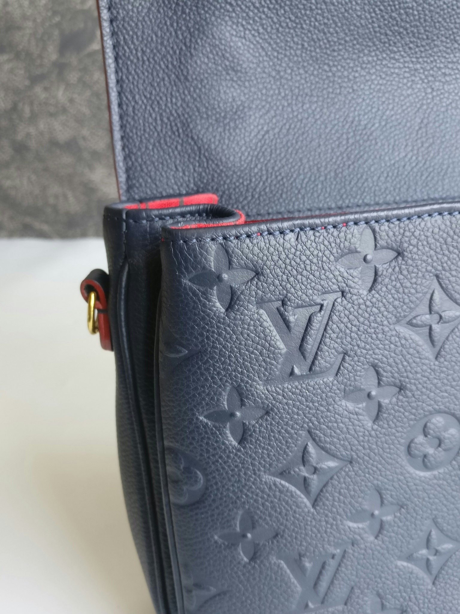 Louis Vuitton Pochette Metis empreinte blue