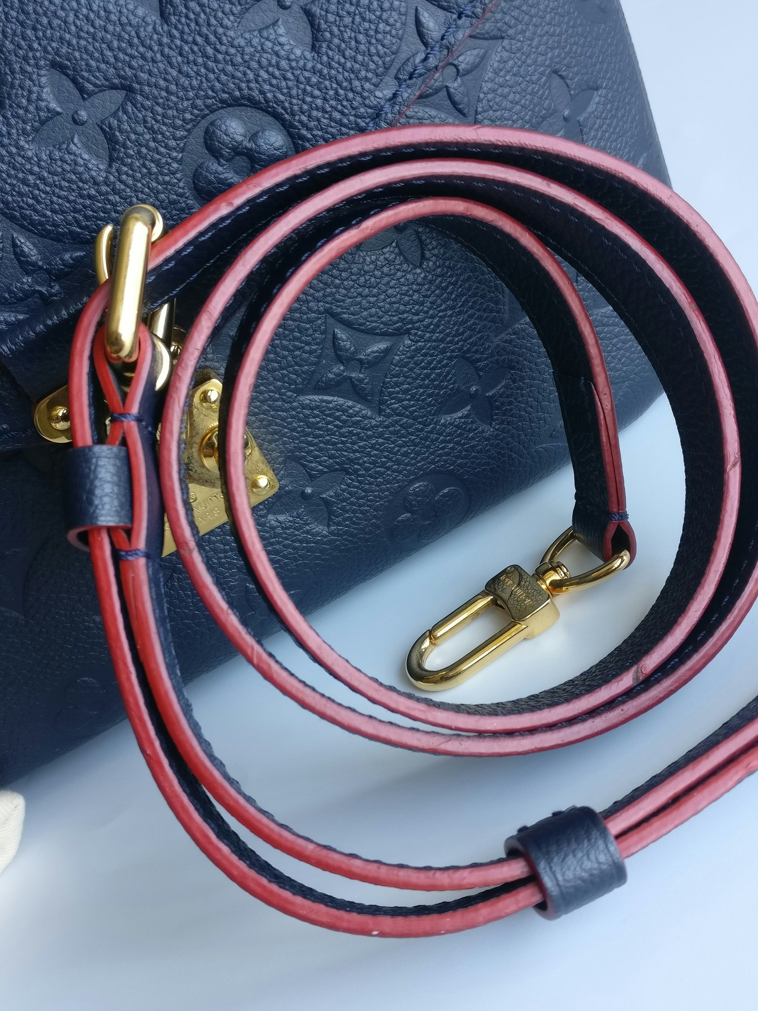 Louis Vuitton Pochette Metis empreinte blue