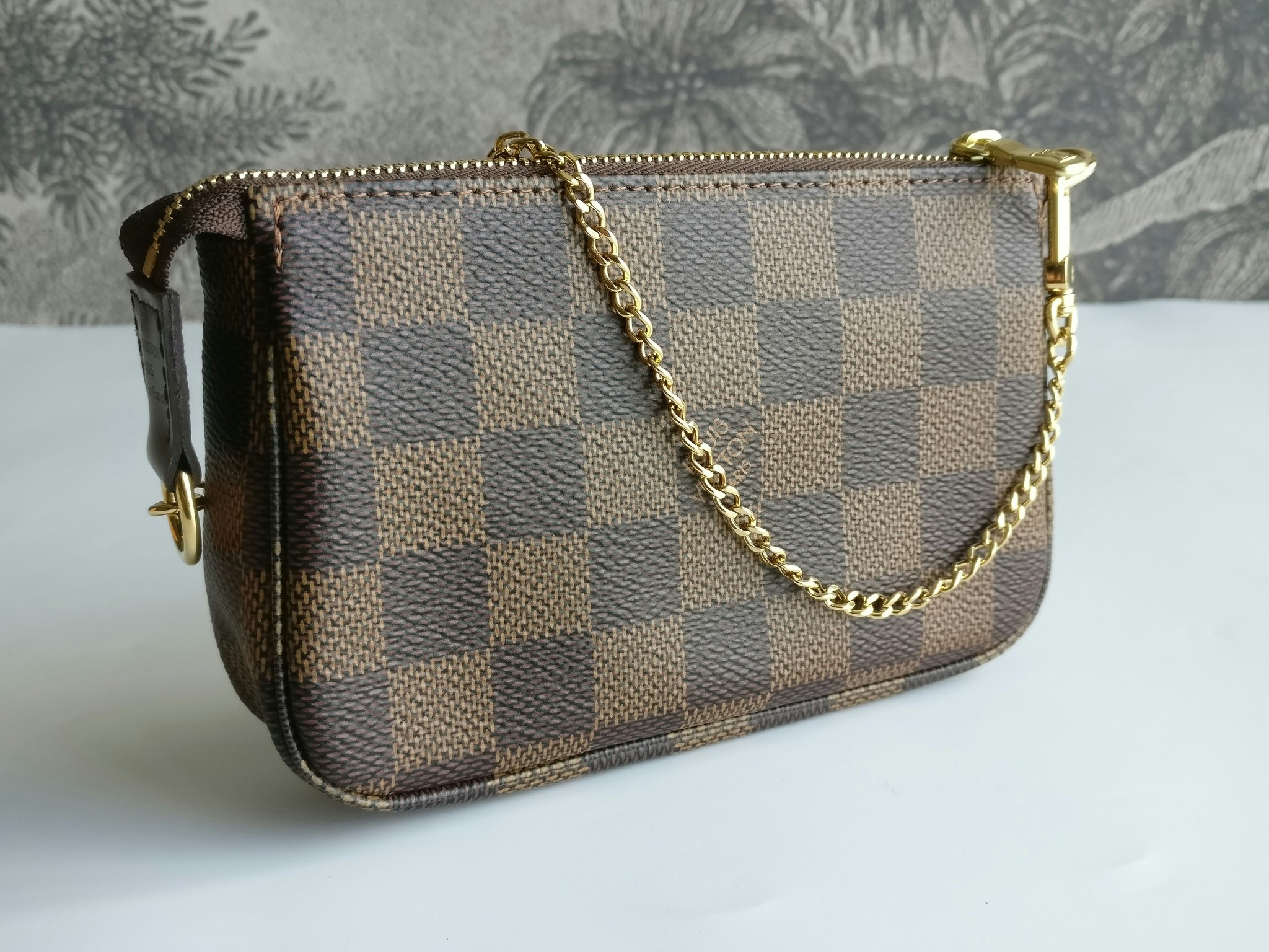Louis Vuitton Mini Pochette Accessoires