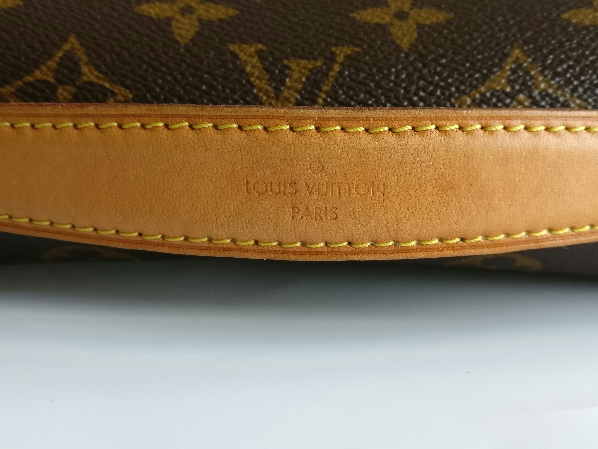 Louis Vuitton Pochette Metis