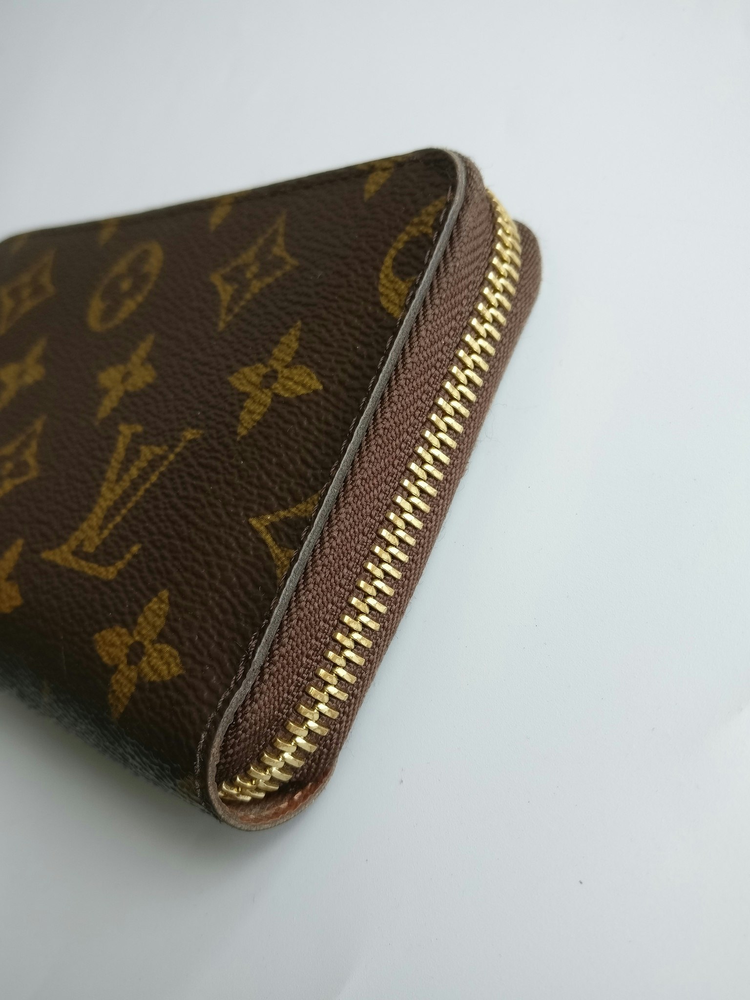 Louis Vuitton Compact Zippy Wallet