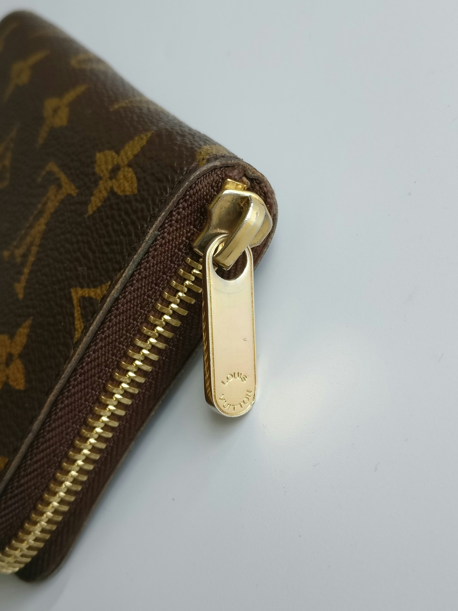 Louis Vuitton Compact Zippy Wallet