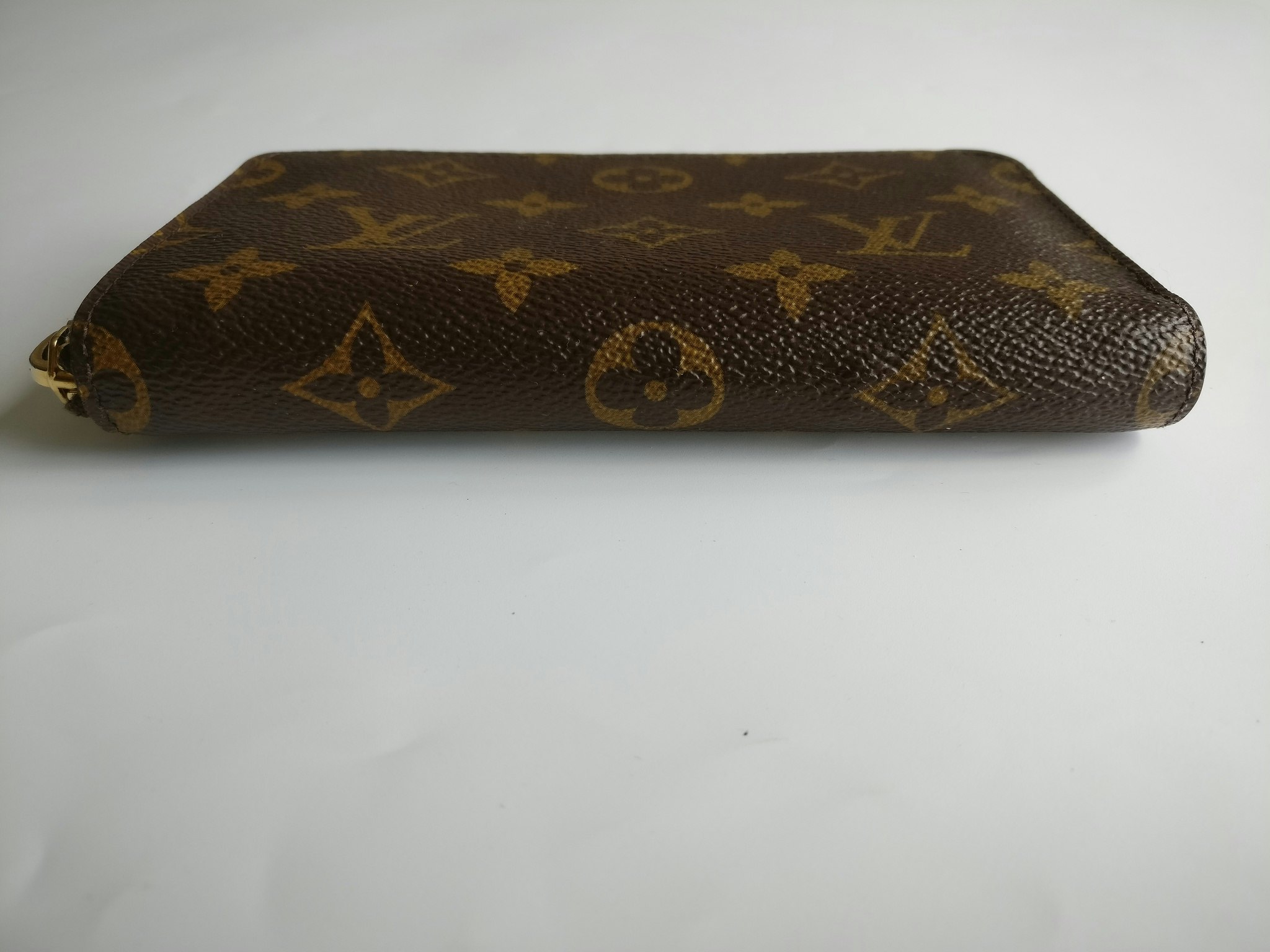 Louis Vuitton Compact Zippy Wallet