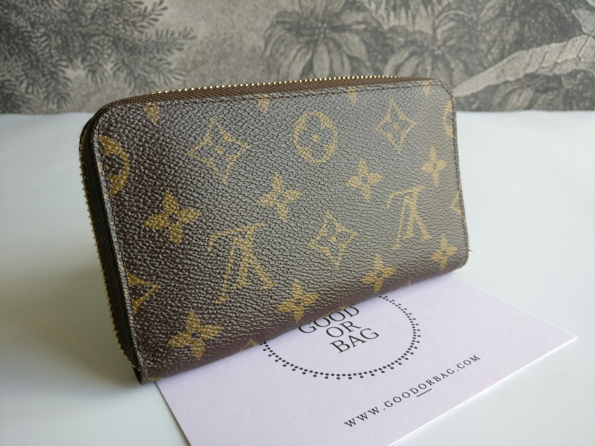 Louis Vuitton Compact Zippy Wallet