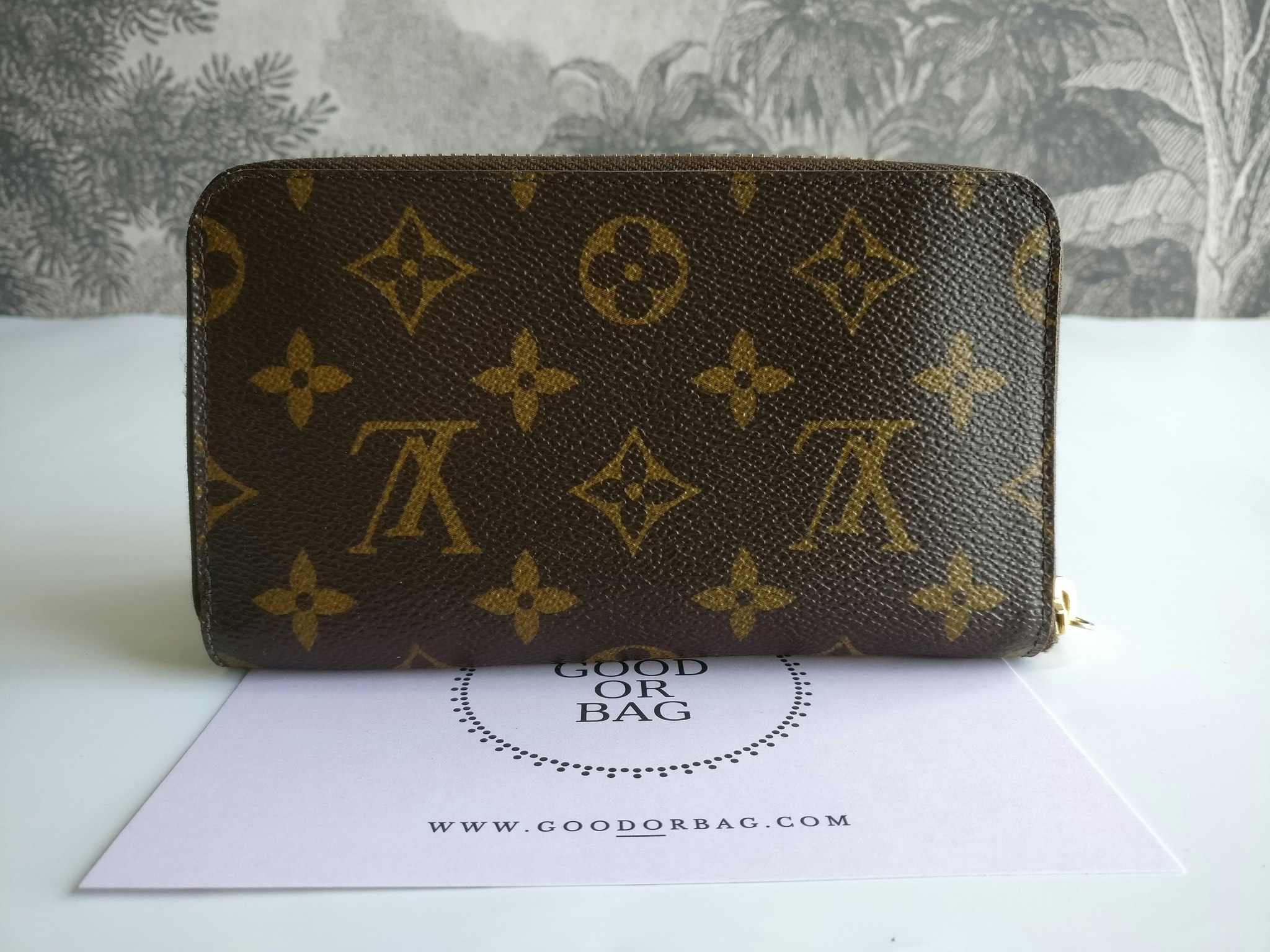 Louis Vuitton Compact Zippy Wallet