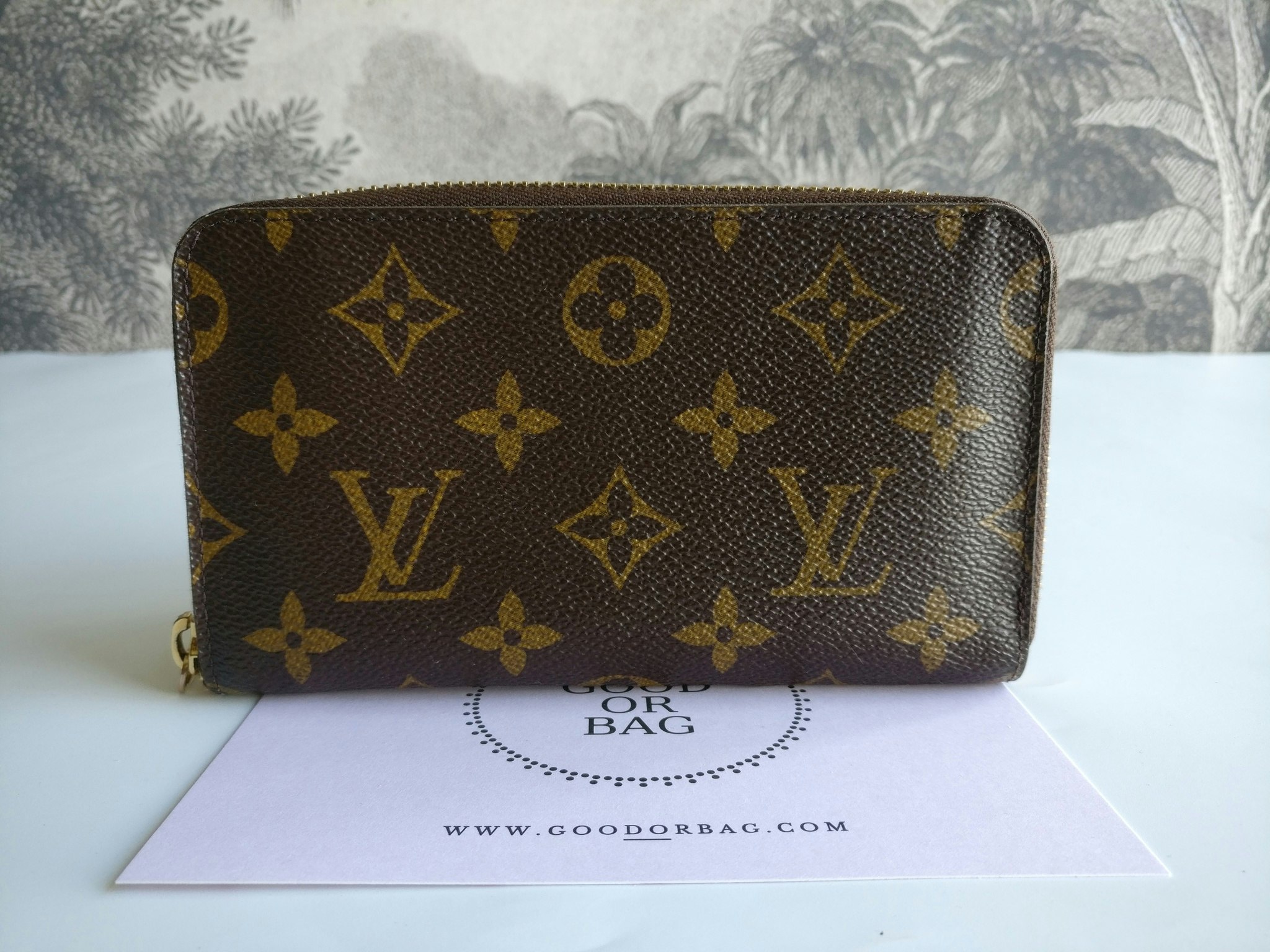 Louis Vuitton Compact Zippy Wallet
