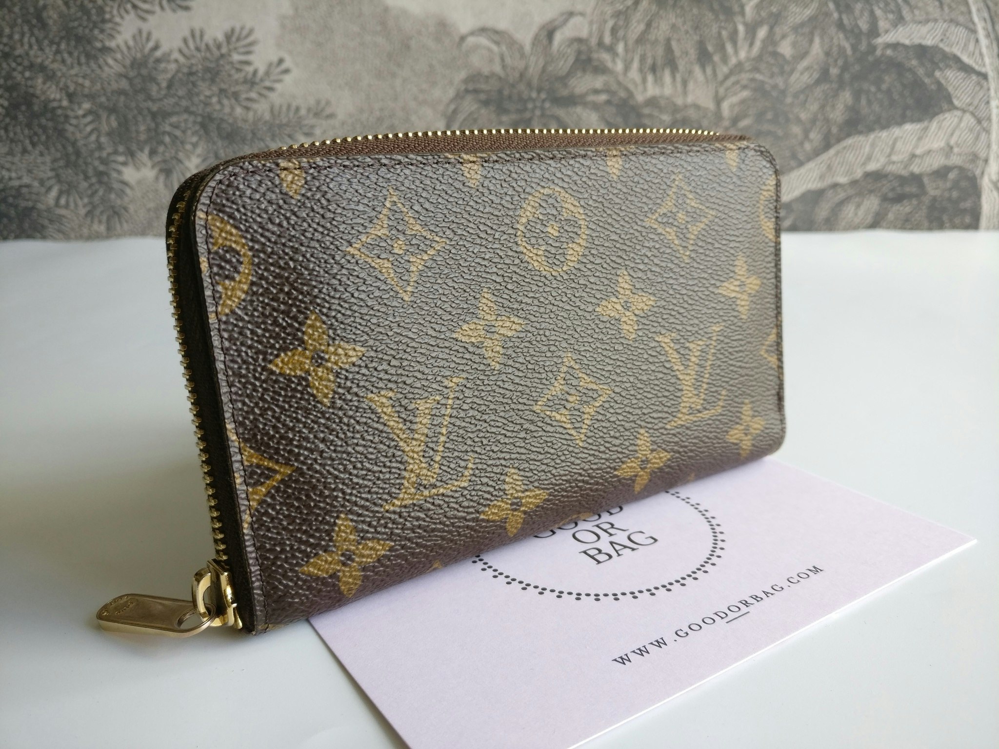 Louis Vuitton Compact Zippy Wallet