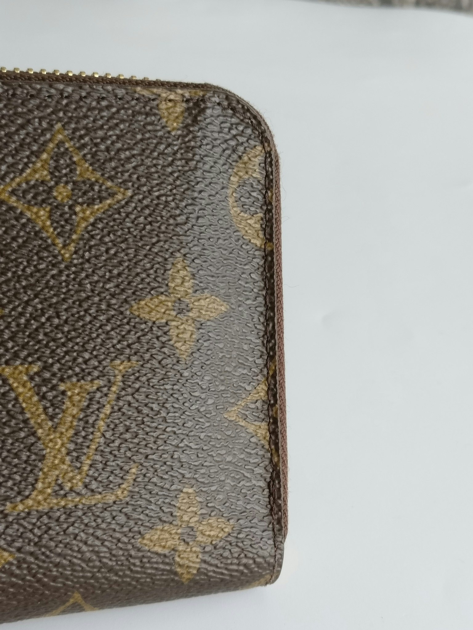 Louis Vuitton Compact Zippy Wallet