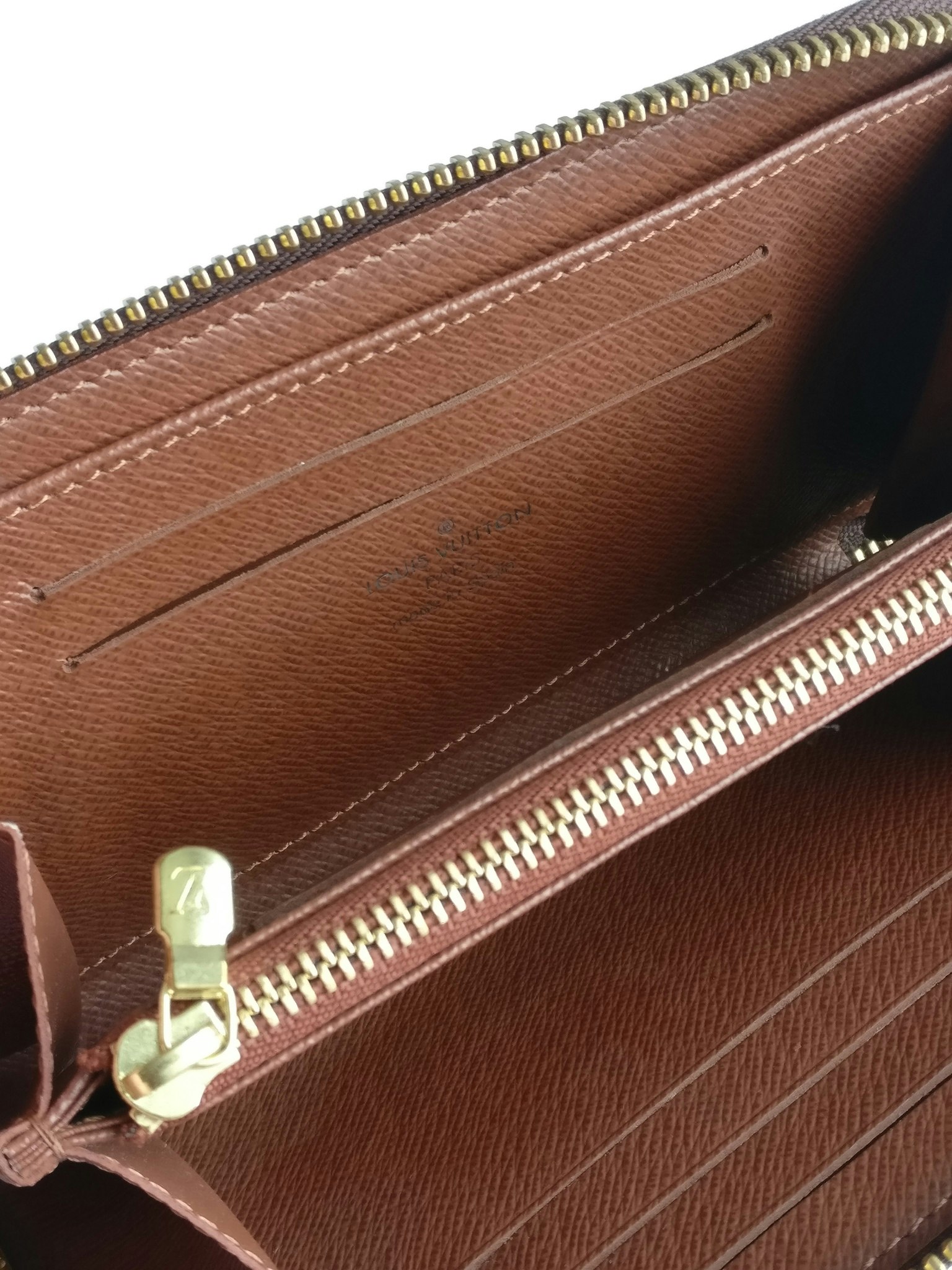 Louis Vuitton Compact Zippy Wallet