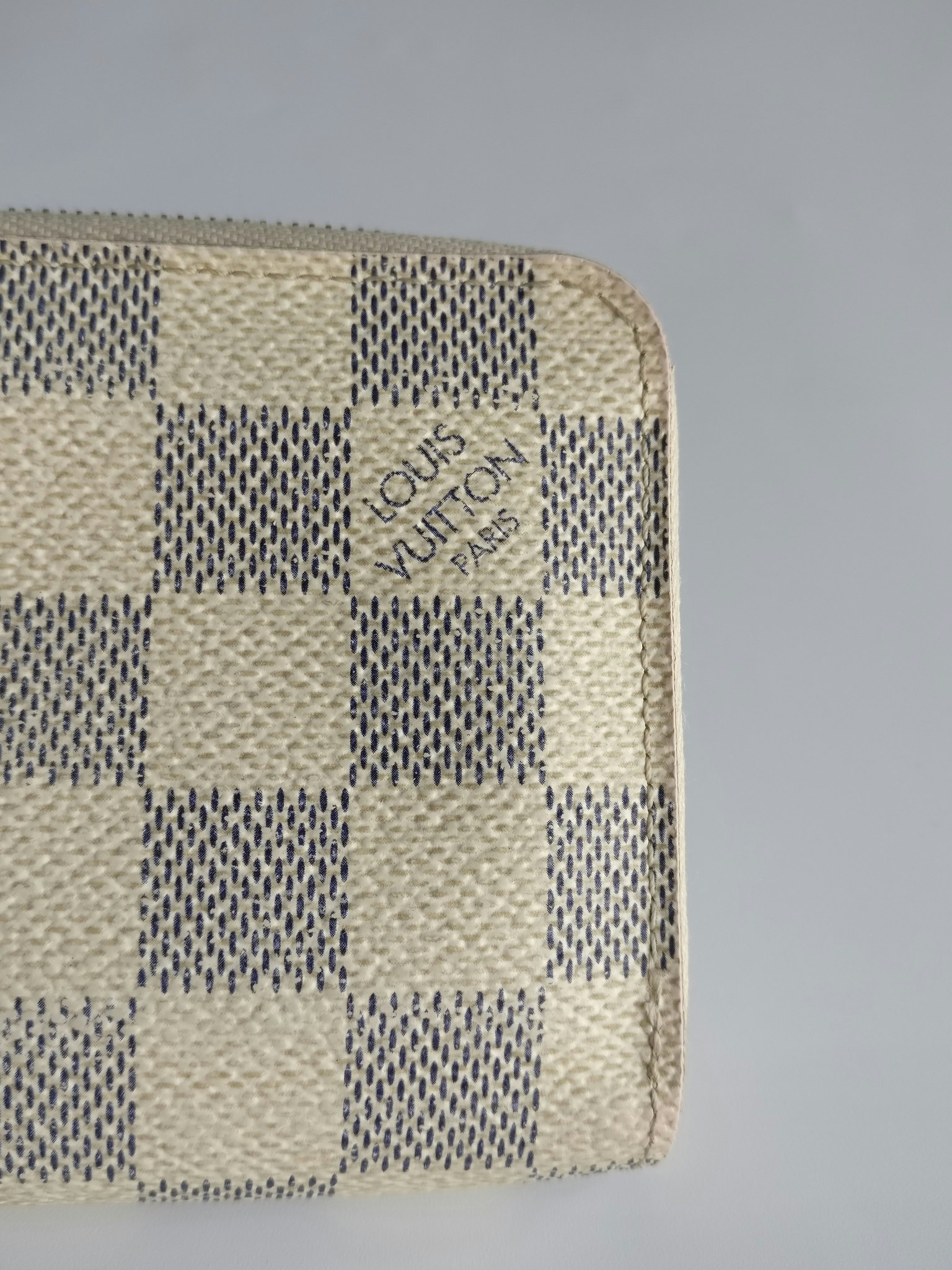 Louis Vuitton Zippy Coin Purse