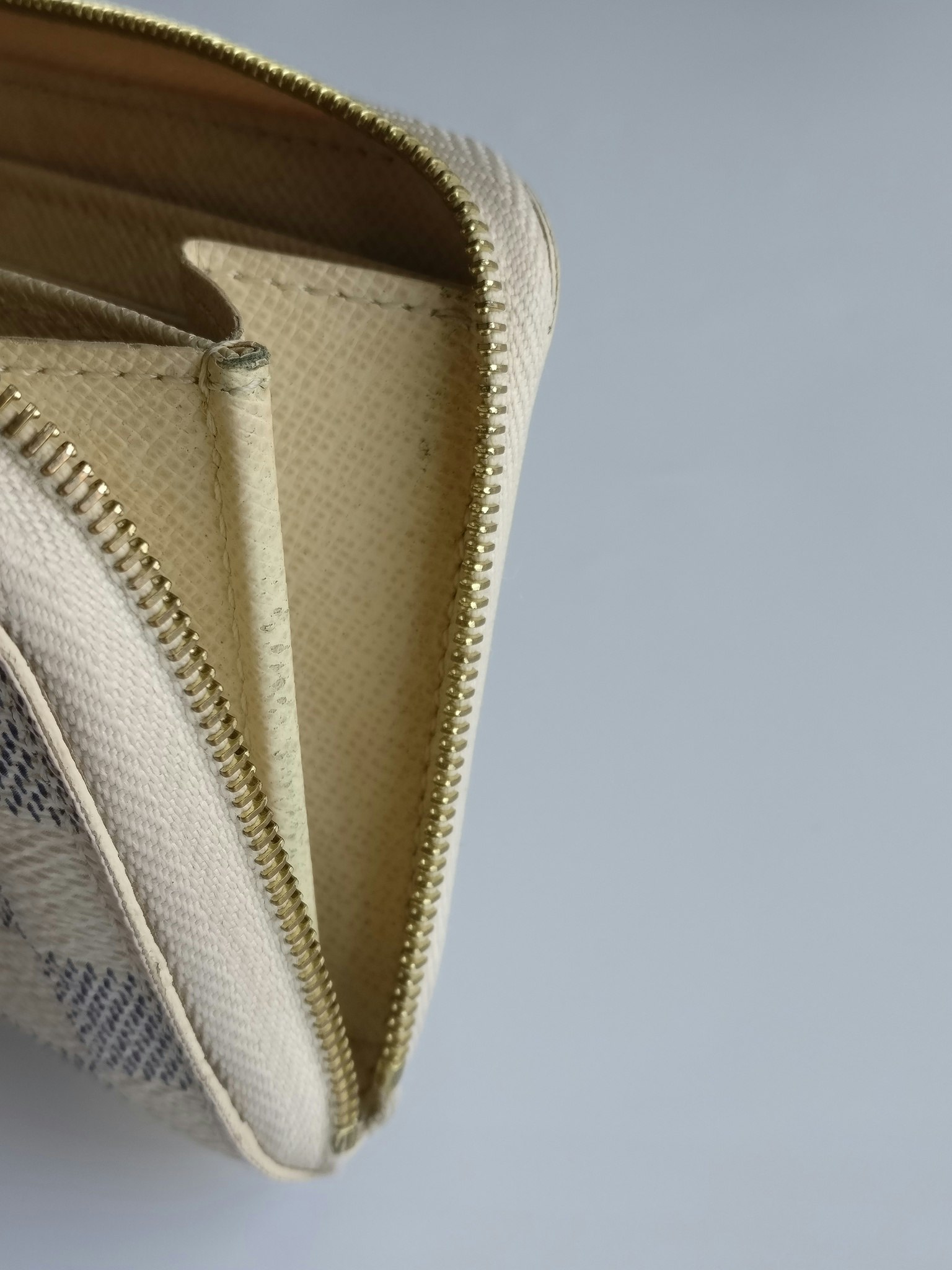 Louis Vuitton Zippy Coin Purse