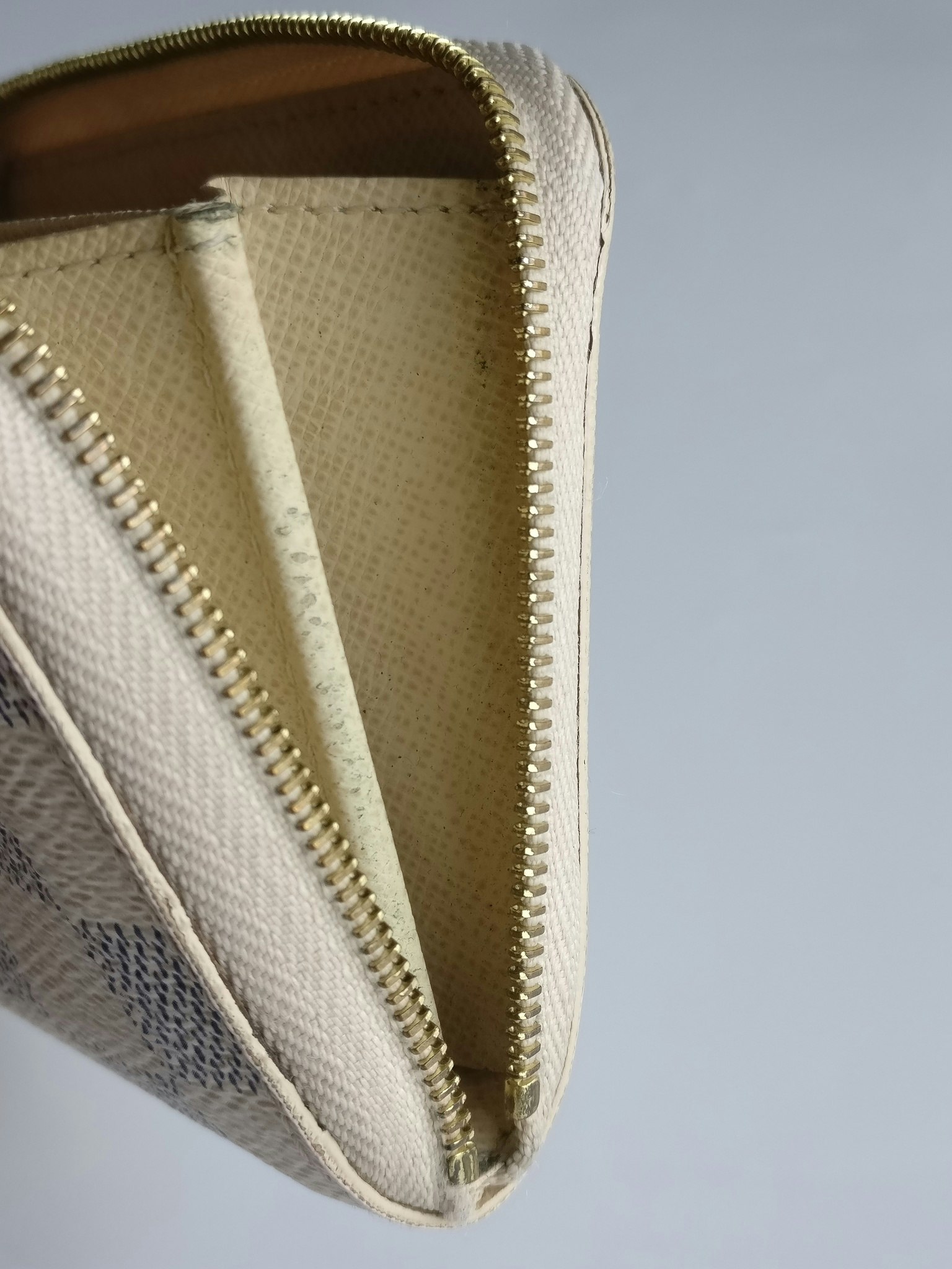 Louis Vuitton Zippy Coin Purse
