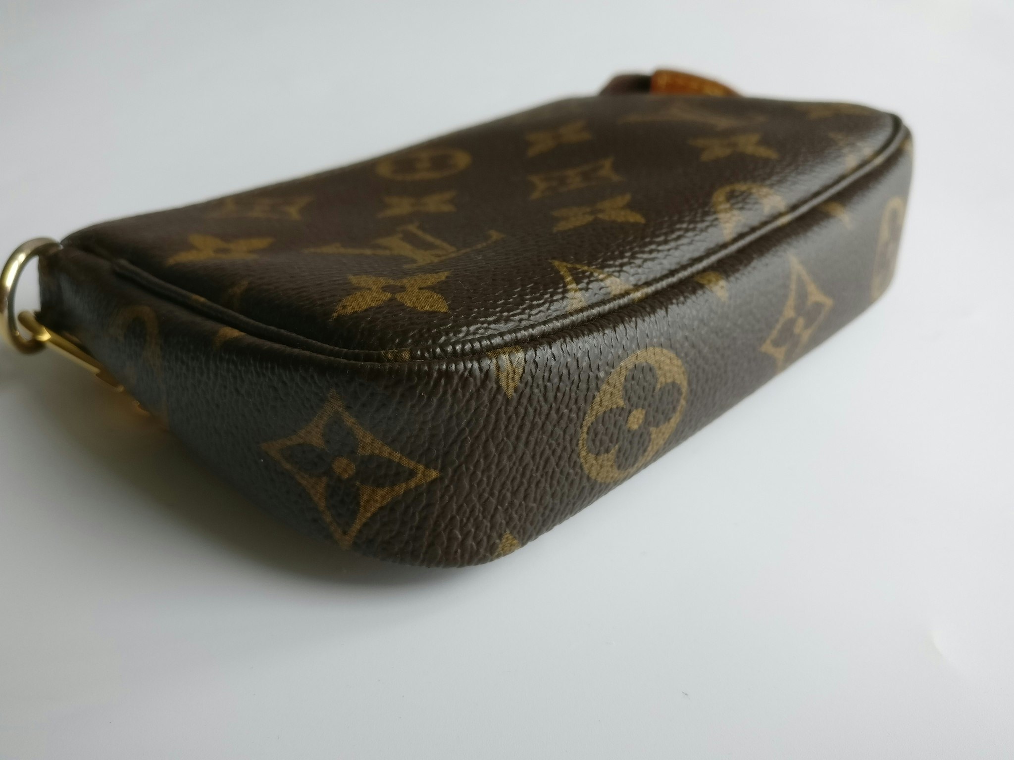 Louis Vuitton Mini Pochette Accessoires