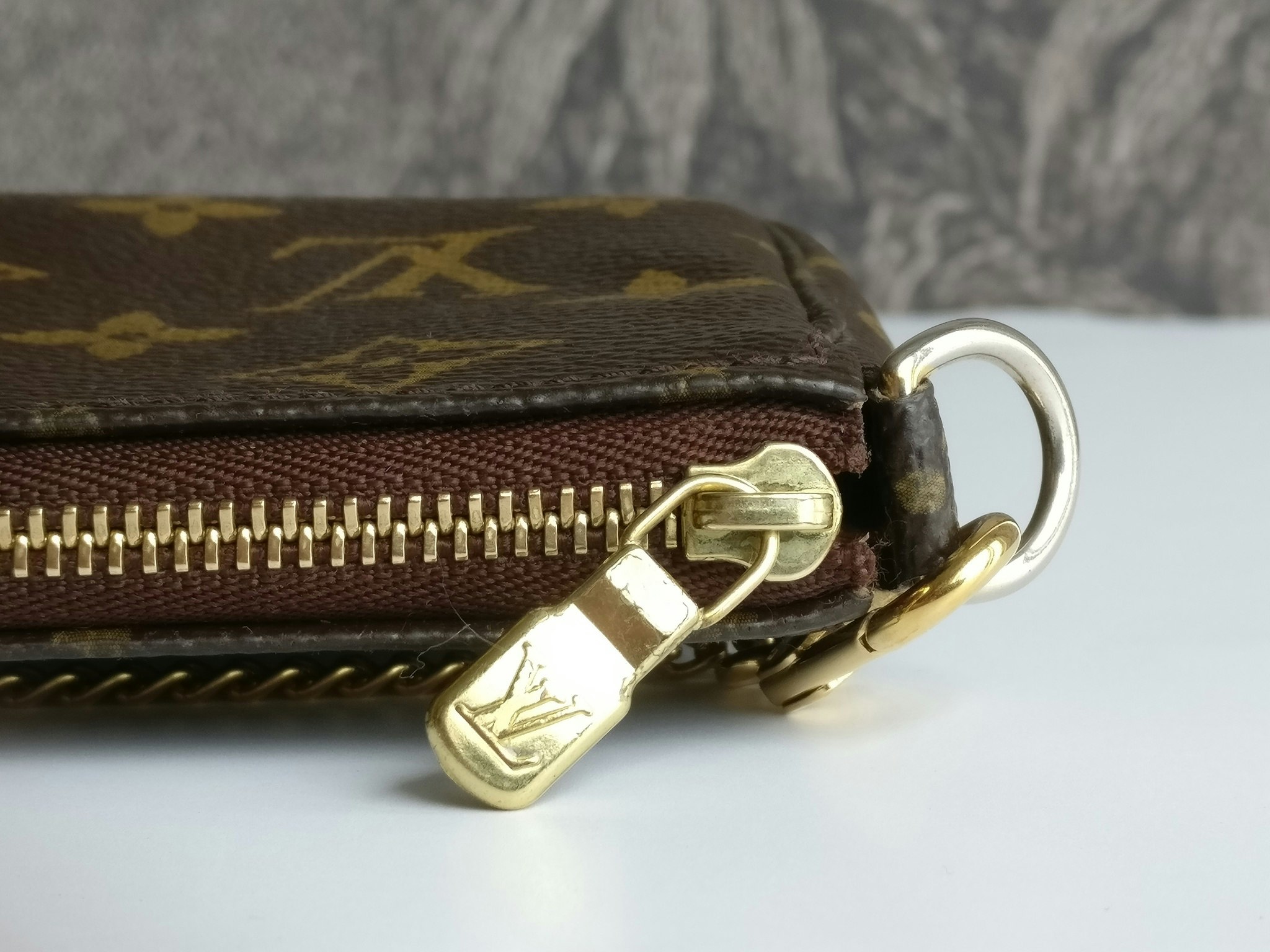 Louis Vuitton Mini Pochette Accessoires