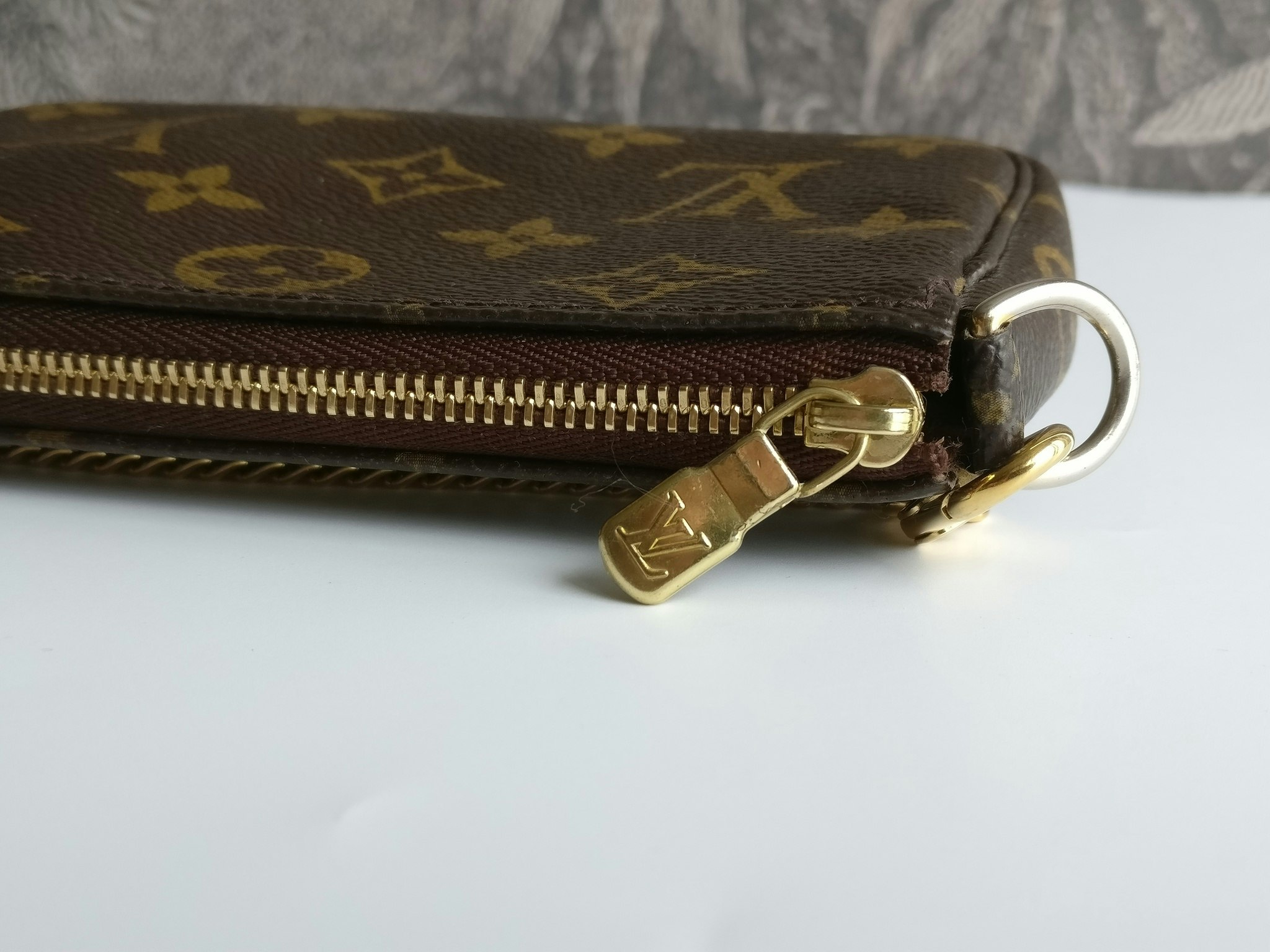 Louis Vuitton Mini Pochette Accessoires
