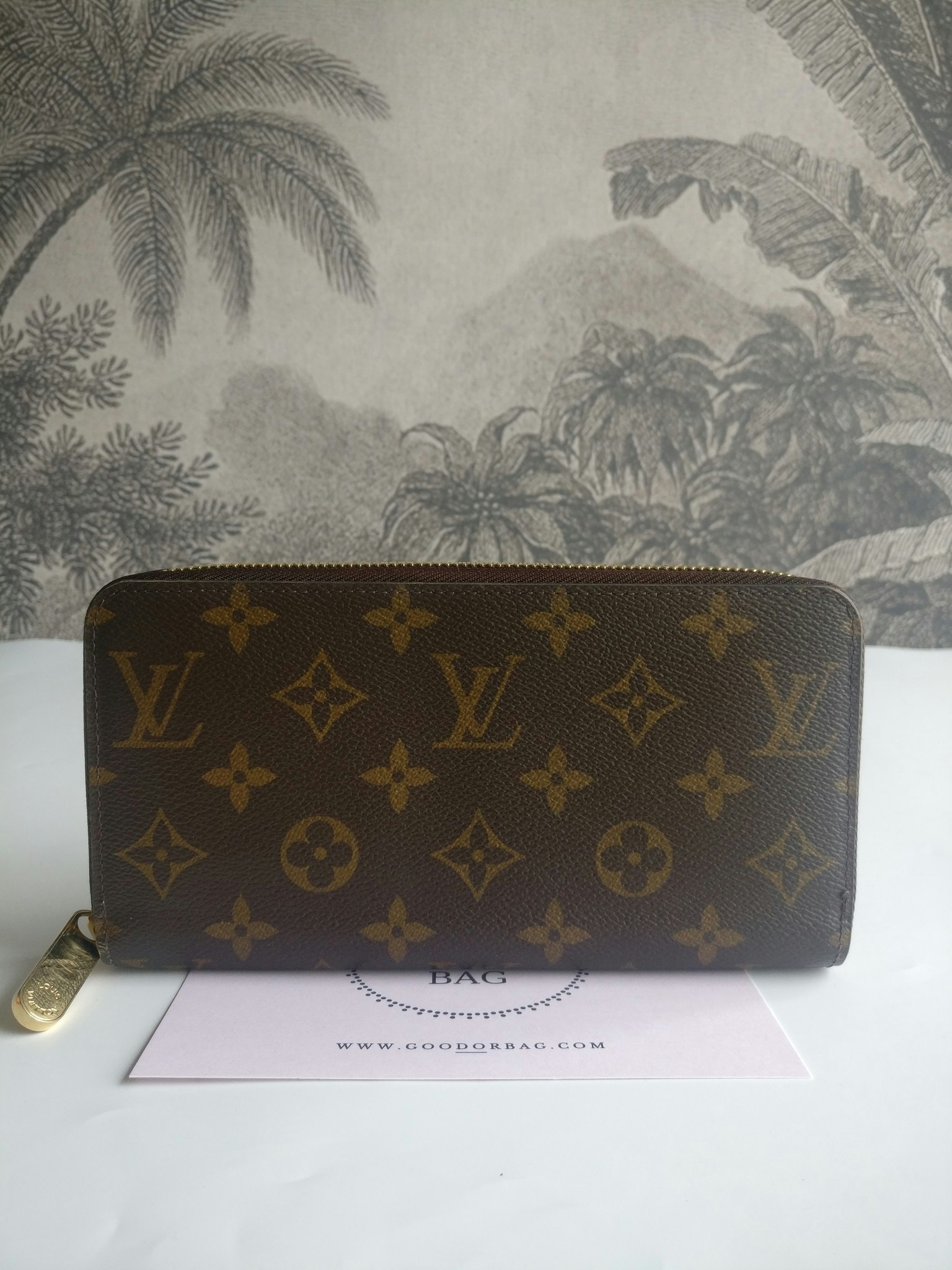 Louis Vuitton Zippy Wallet