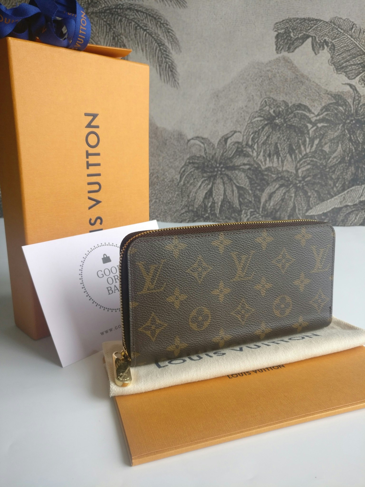 Louis Vuitton Zippy Wallet