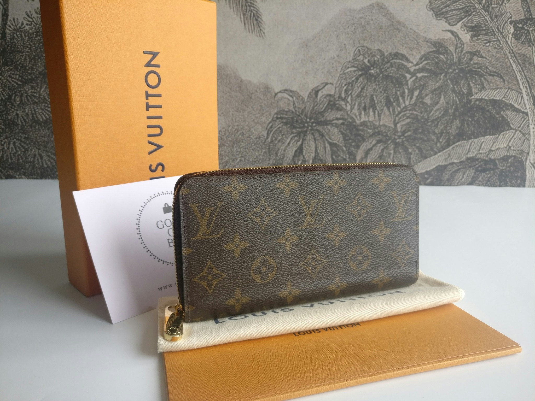 Louis Vuitton Zippy Wallet