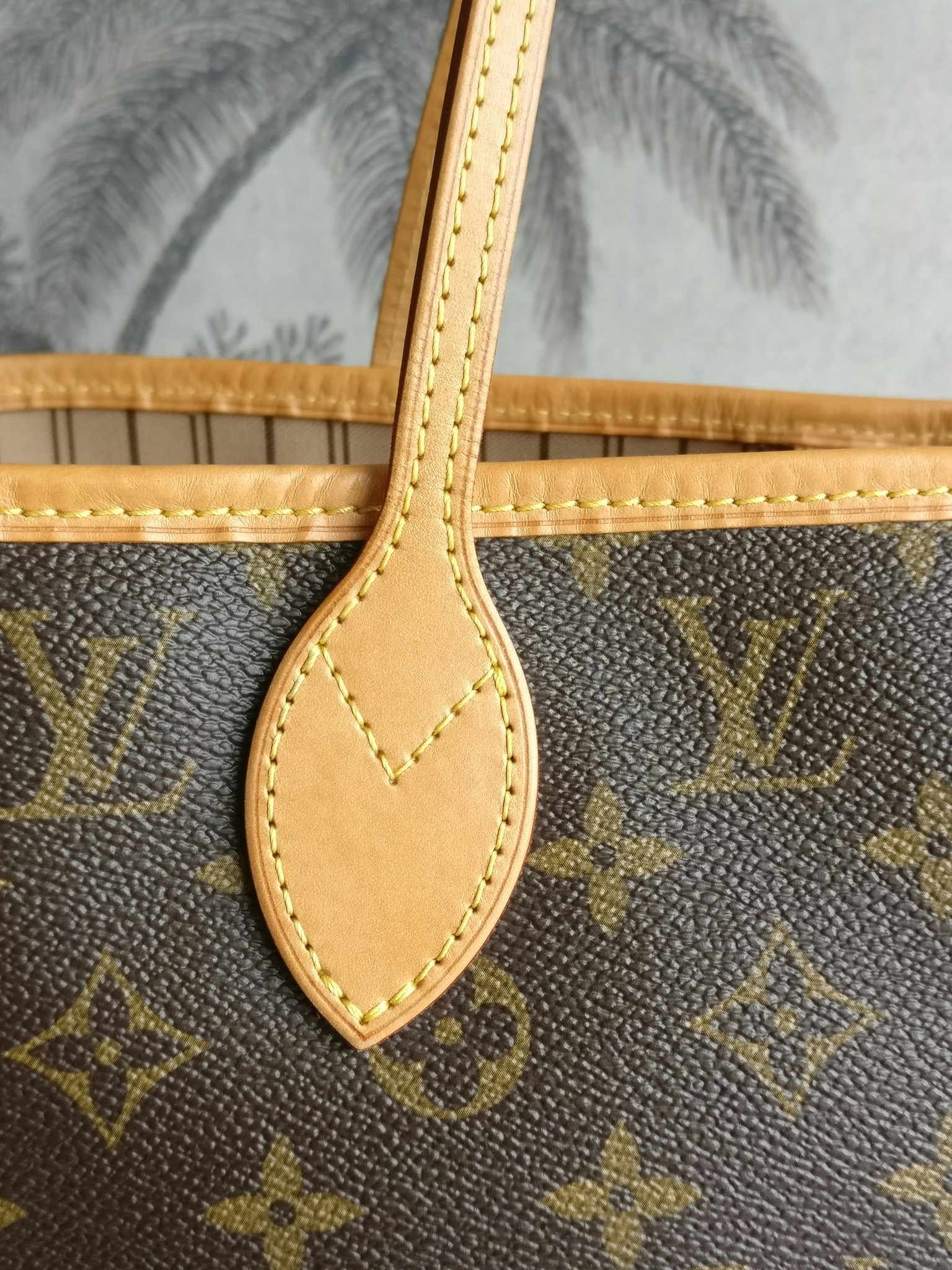 Louis Vuitton Neverfull MM