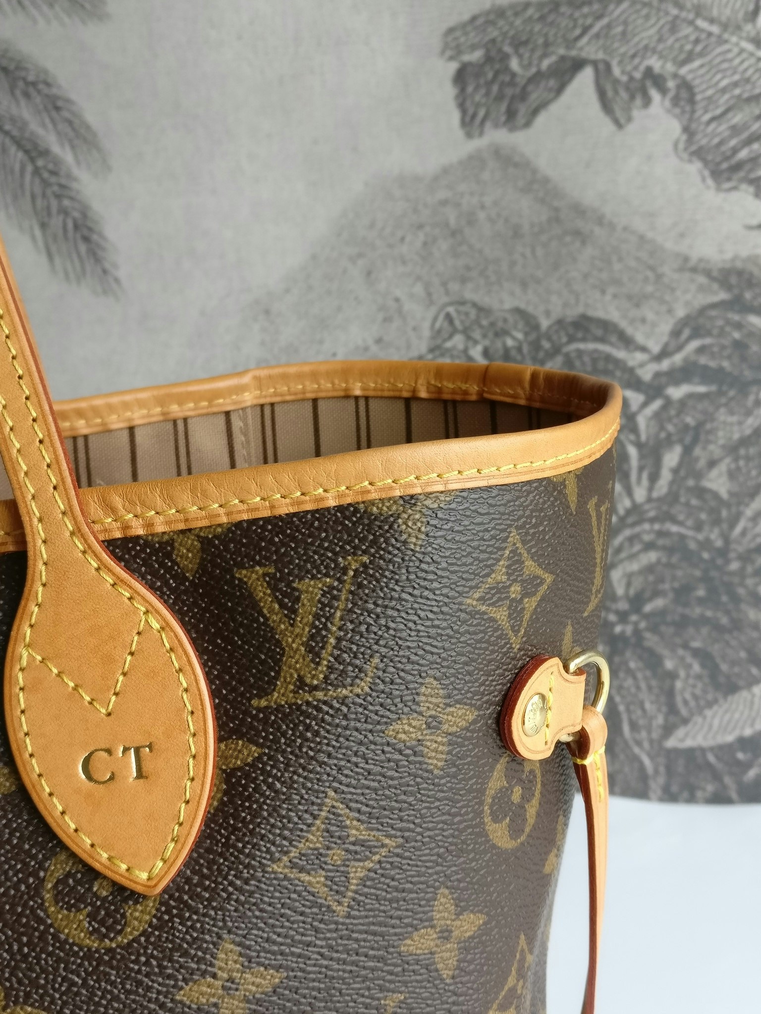Louis Vuitton Neverfull MM