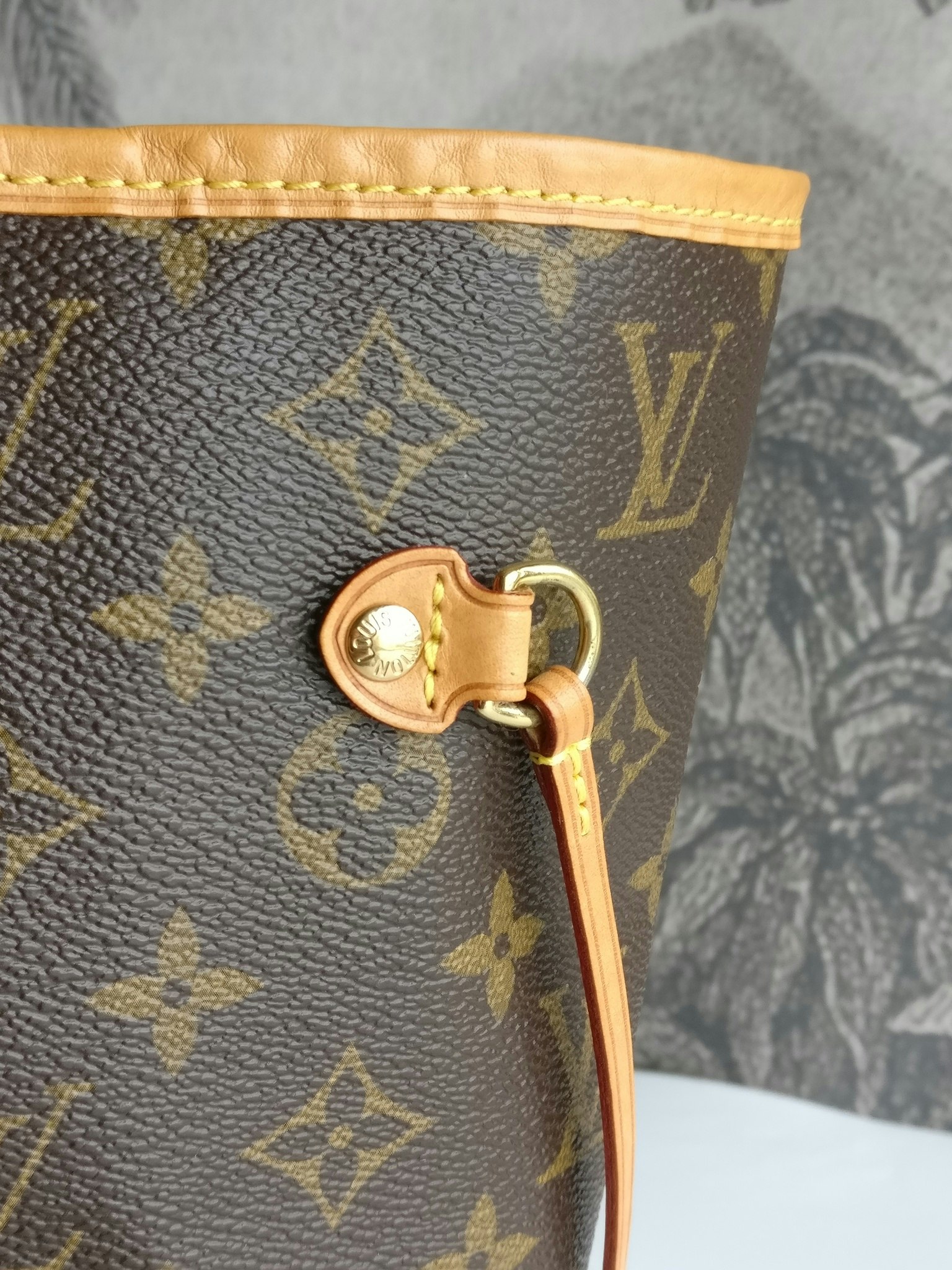 Louis Vuitton Neverfull MM