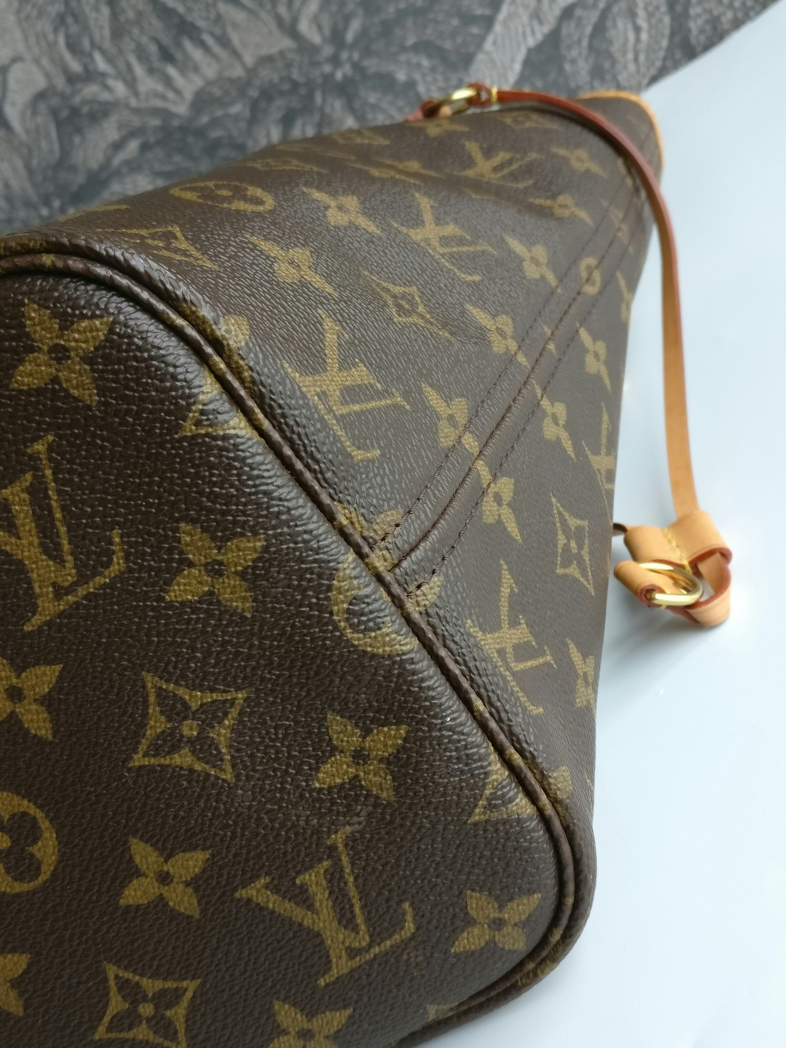 Louis Vuitton Neverfull MM