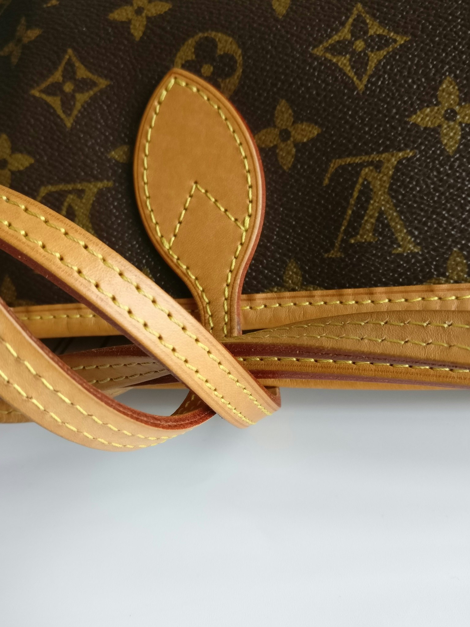 Louis Vuitton Neverfull MM