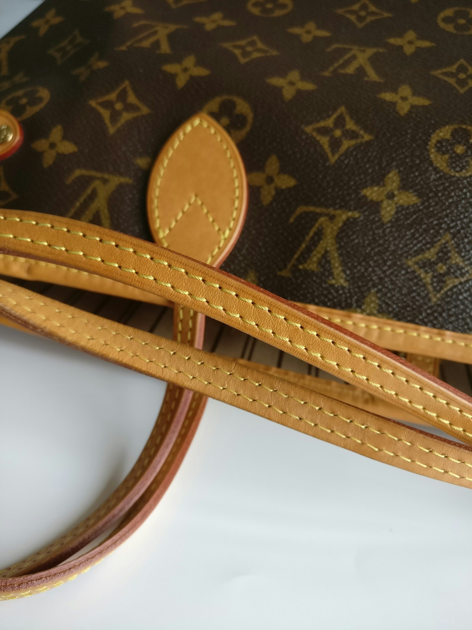 Louis Vuitton Neverfull MM