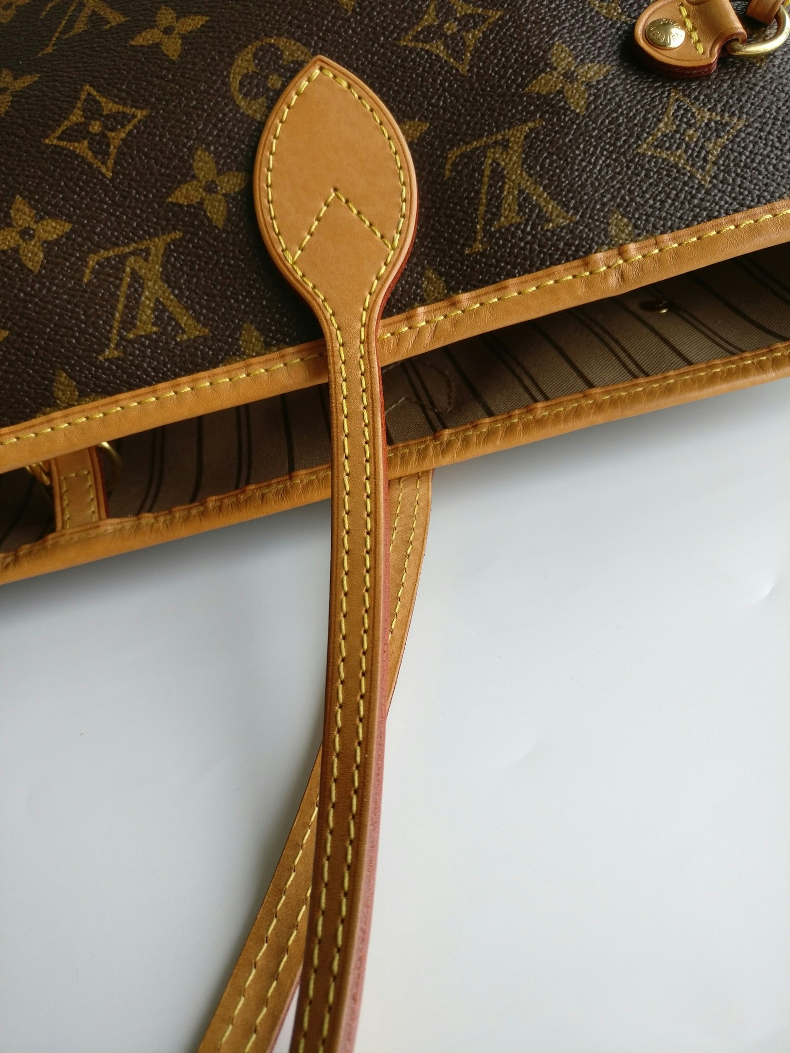 Louis Vuitton Neverfull MM