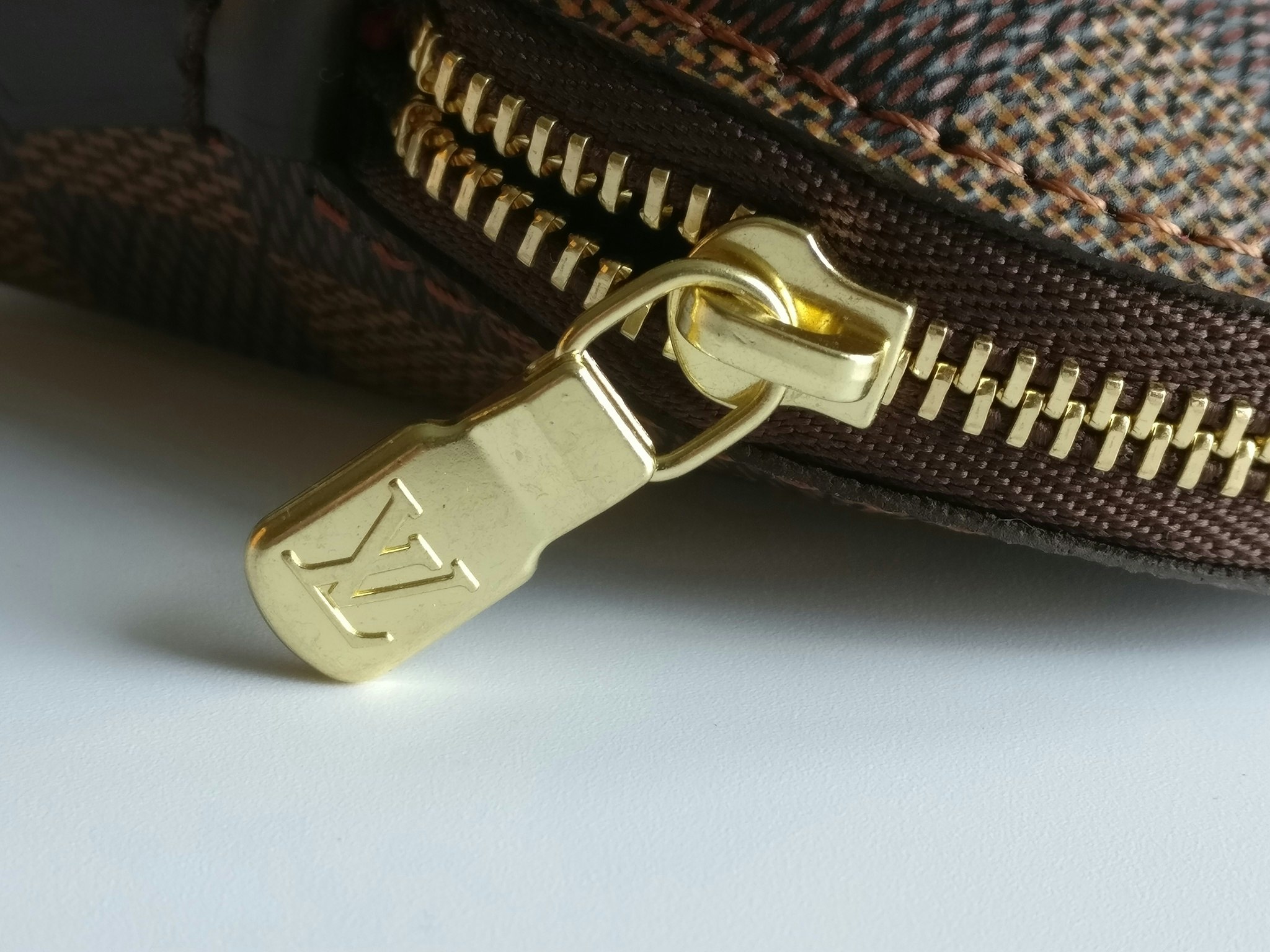 Louis Vuitton Cosmetic Pouch PM damier ebene
