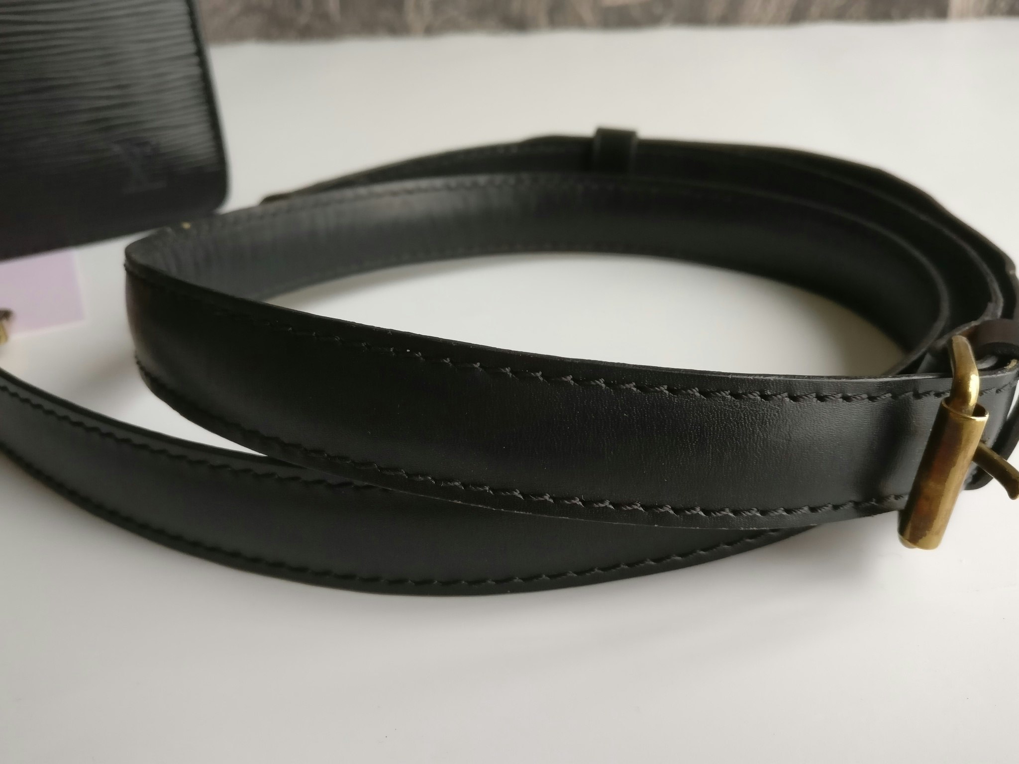 Louis Vuitton Sac Biface