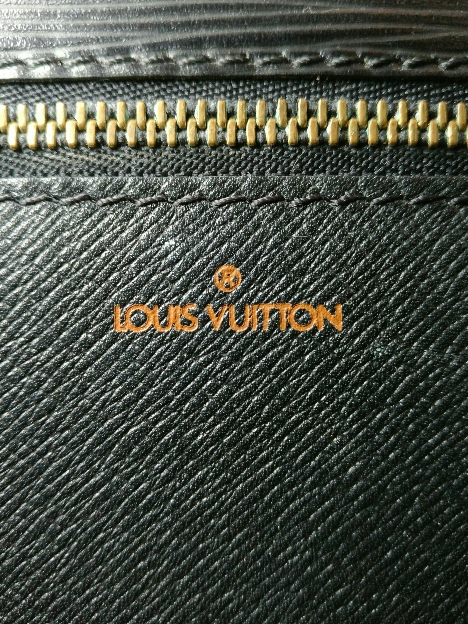 Louis Vuitton Sac Biface