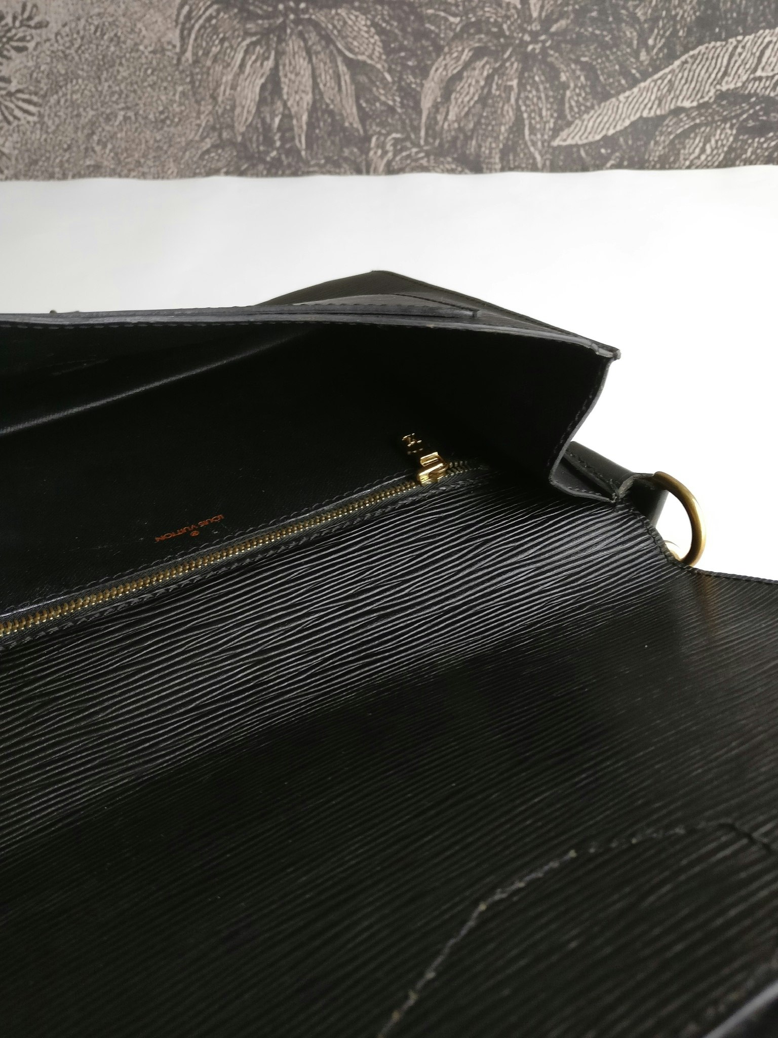 Louis Vuitton Sac Biface