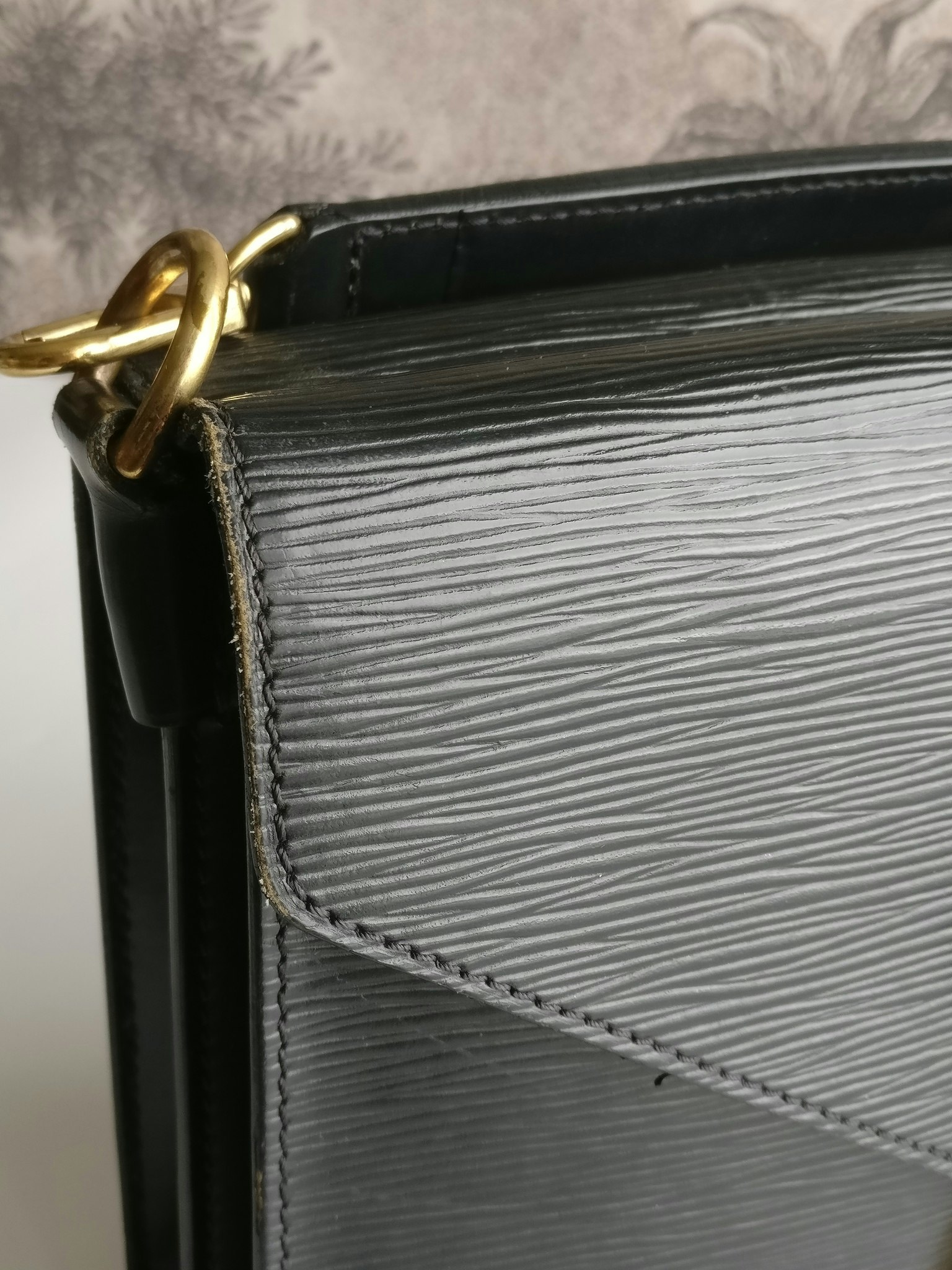 Louis Vuitton Sac Biface