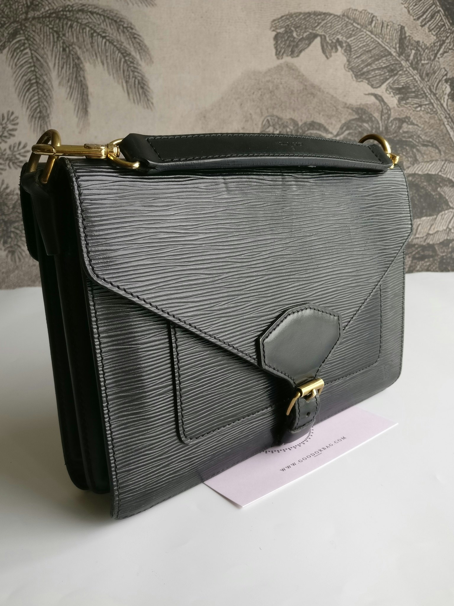 Louis Vuitton Sac Biface