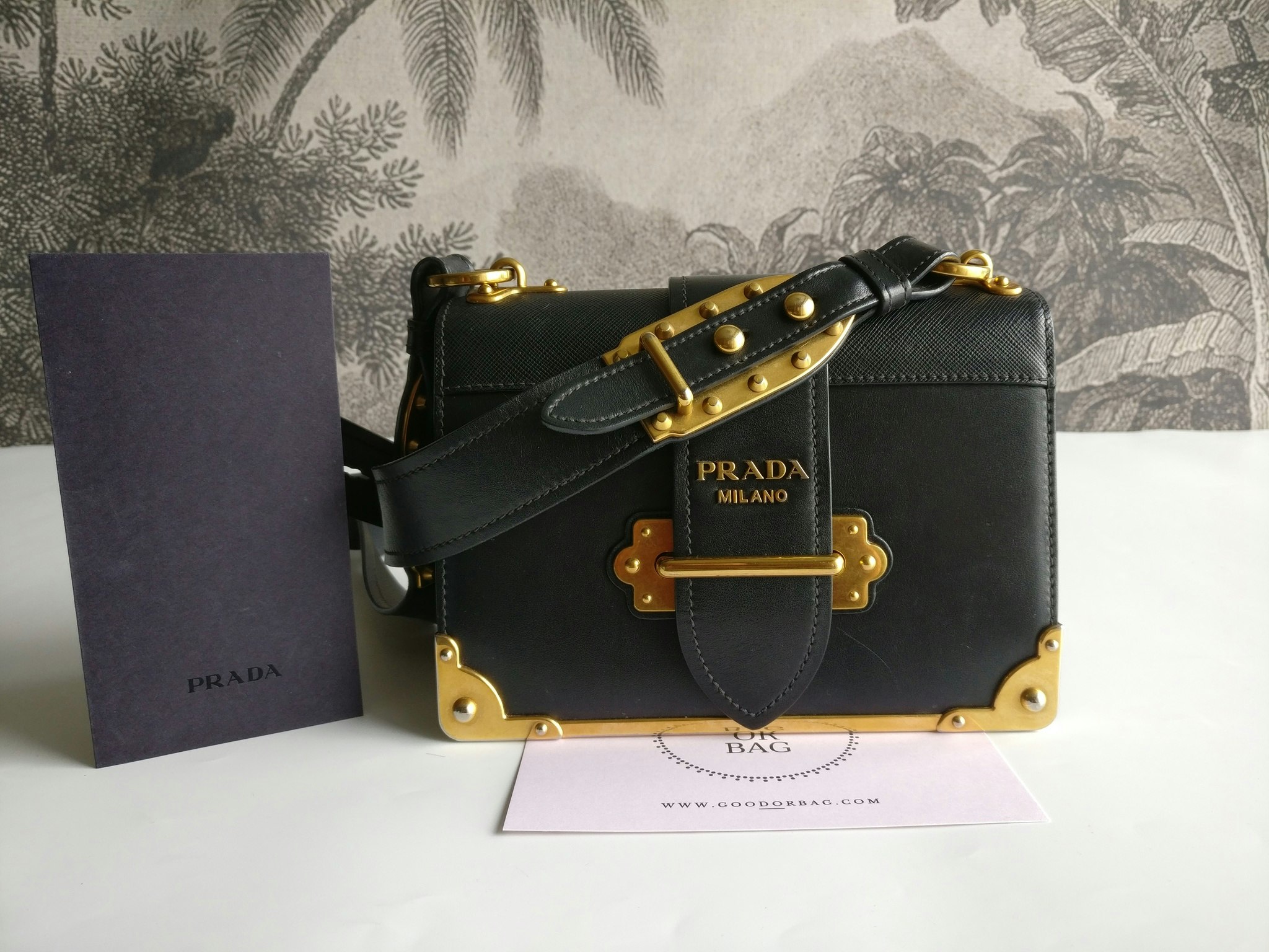 Prada Cahier