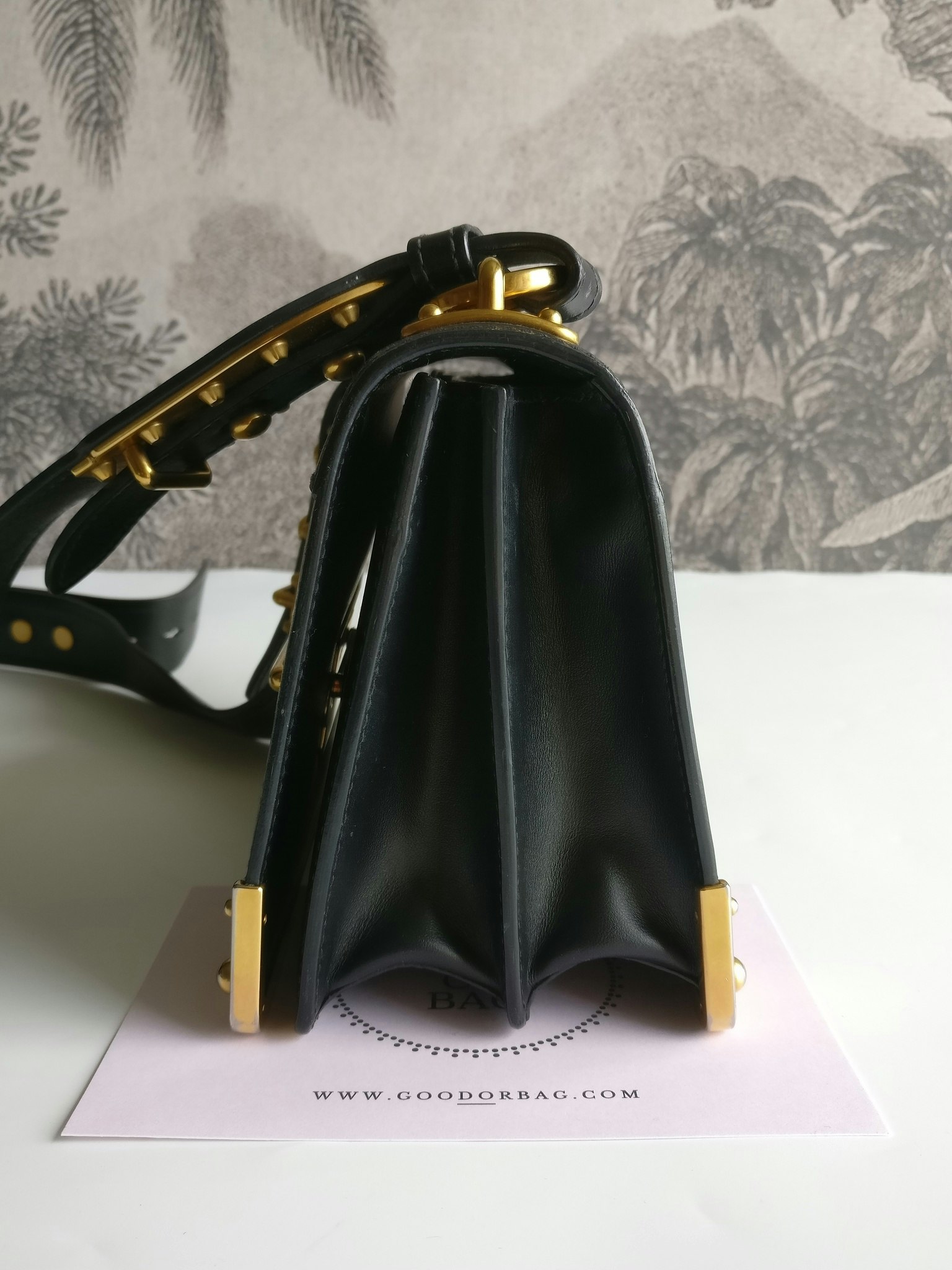 Prada Cahier