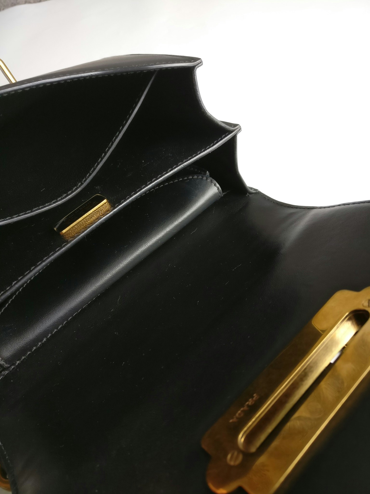 Prada Cahier