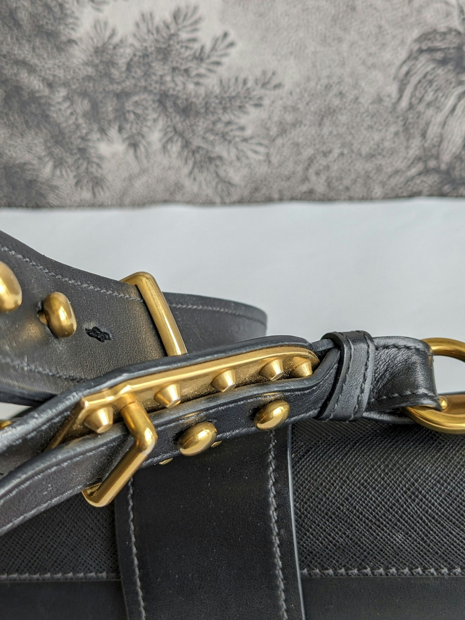 Prada Cahier