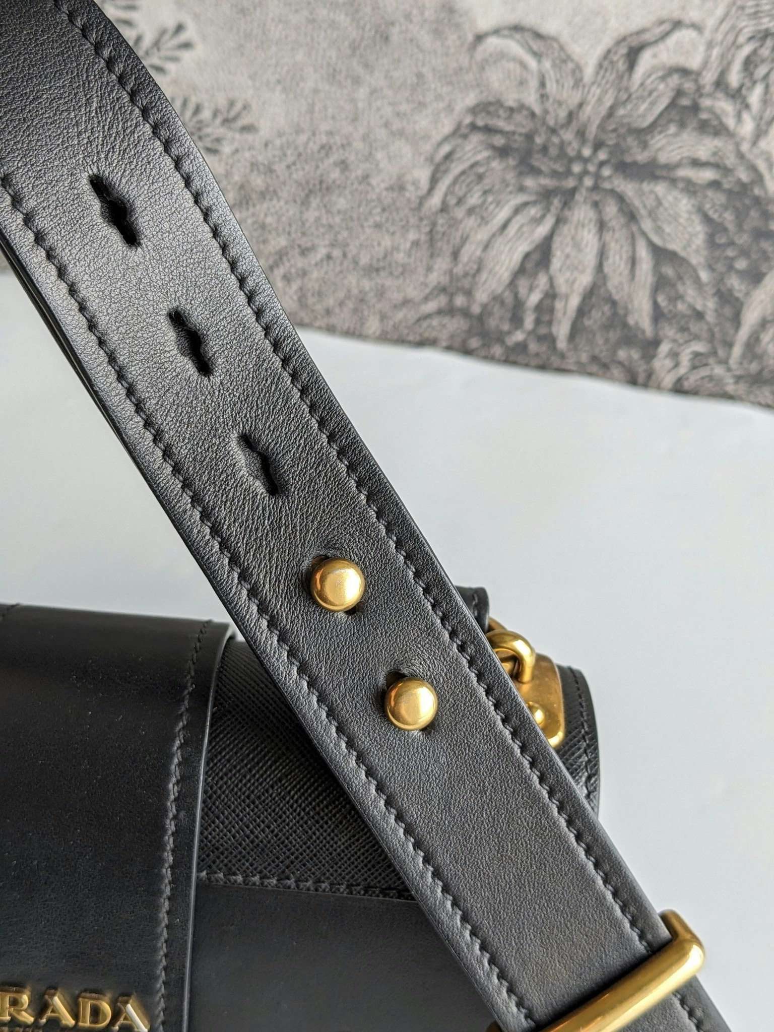 Prada Cahier