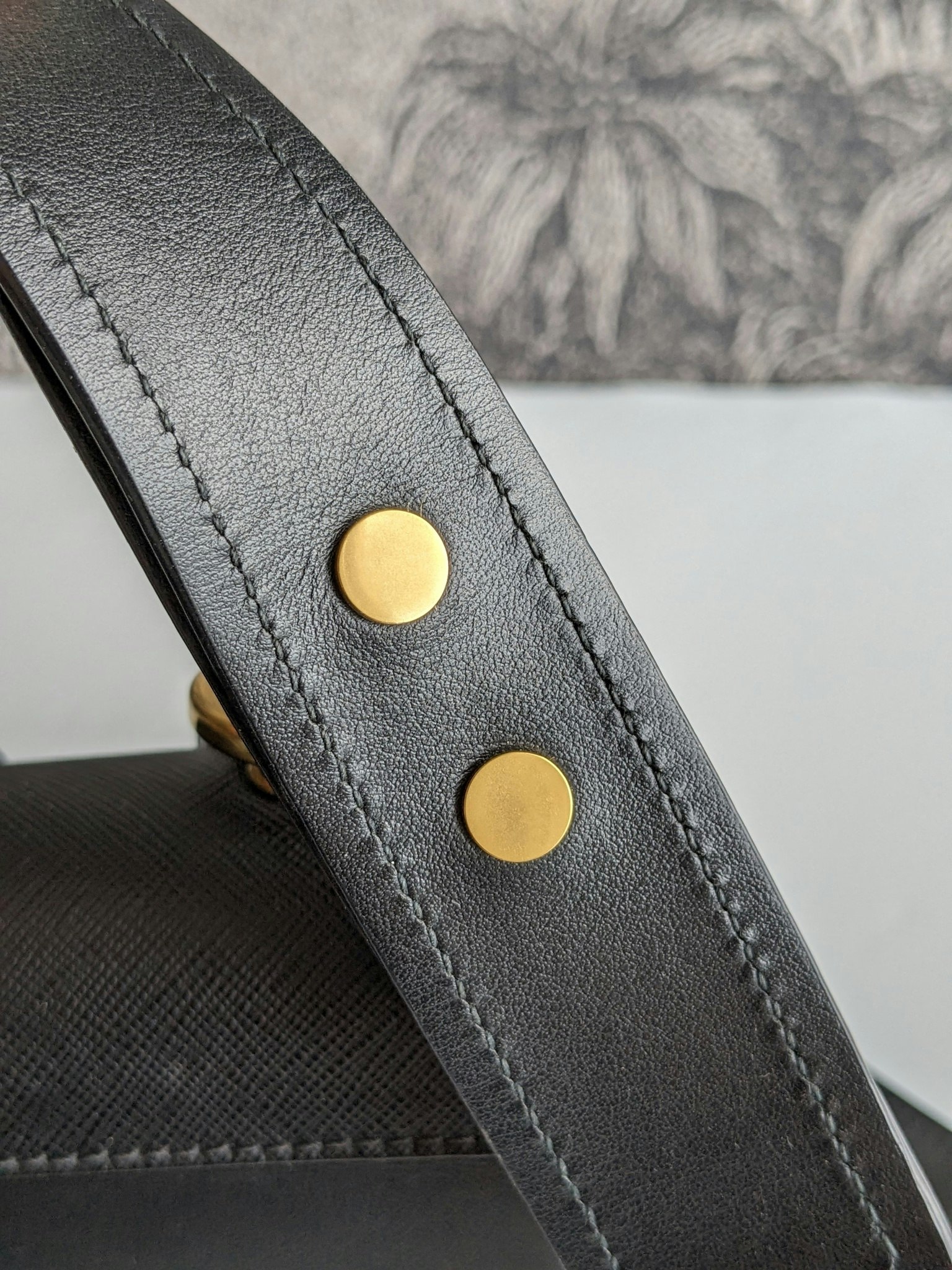 Prada Cahier