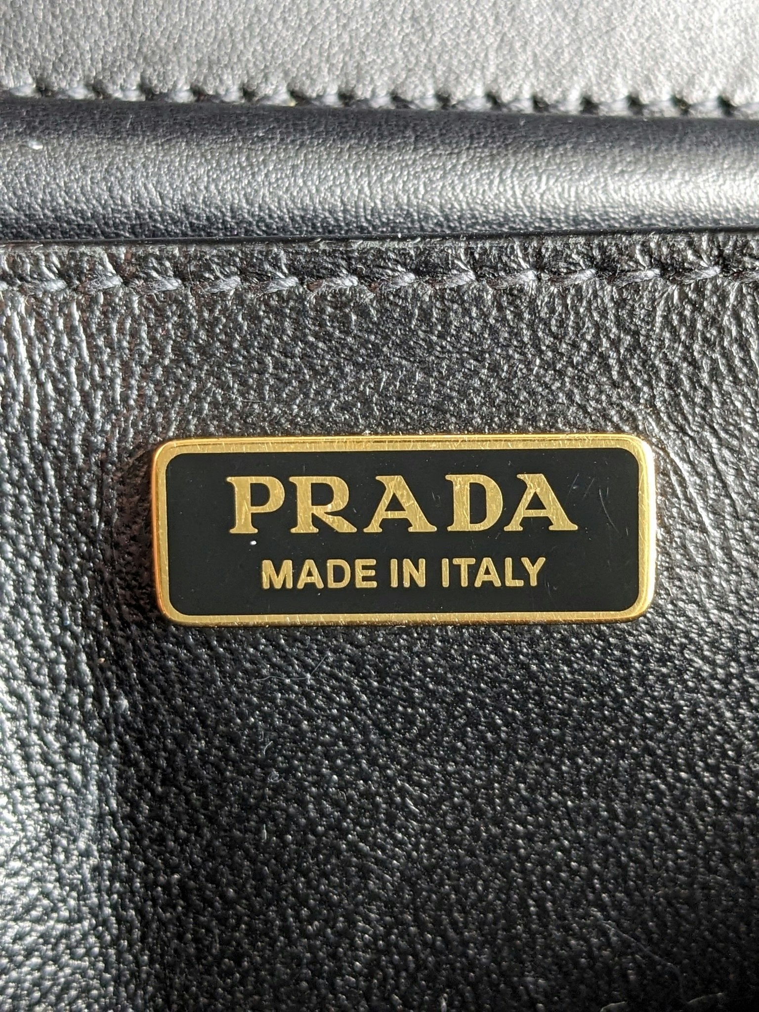 Prada Cahier