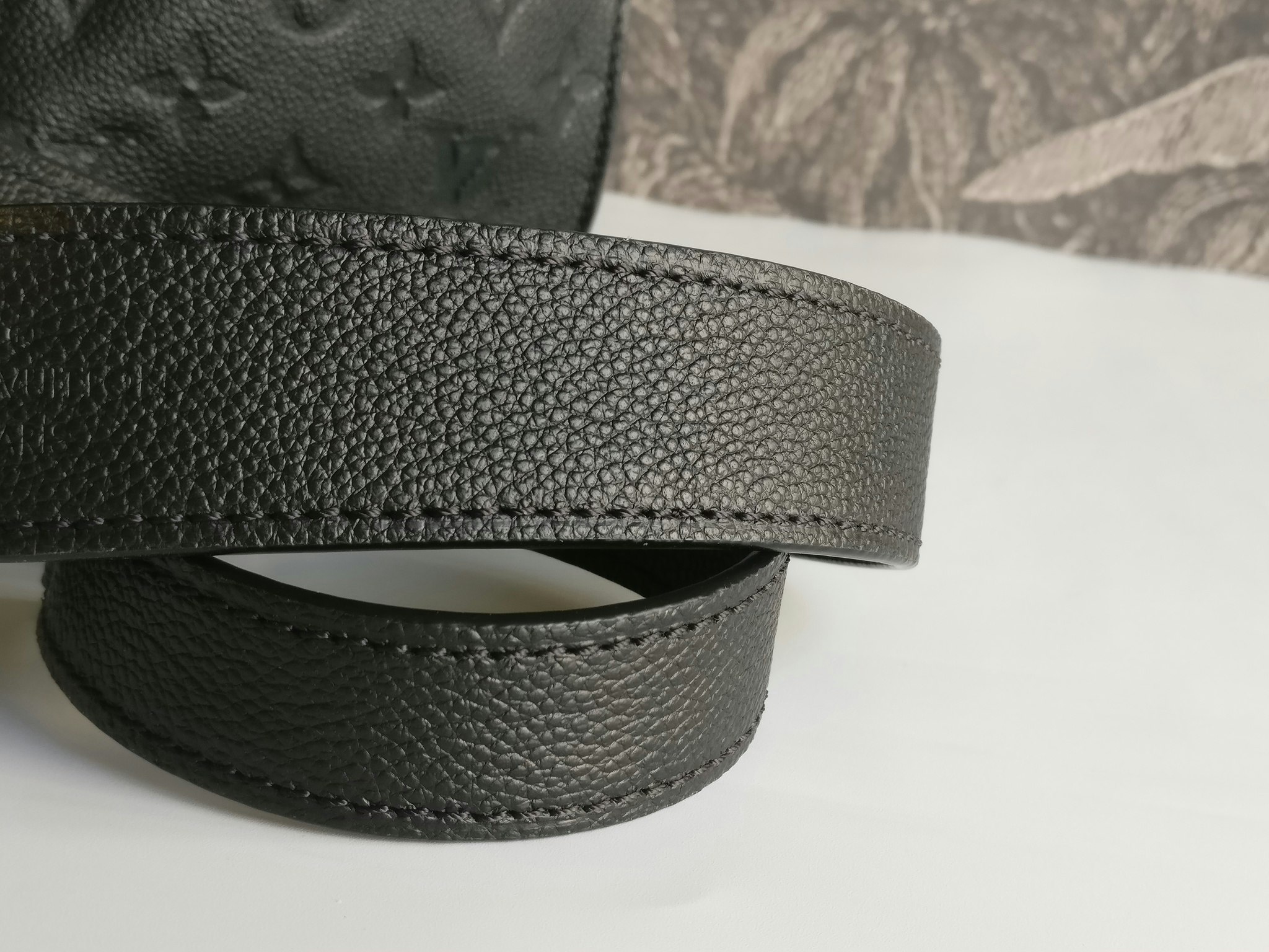 Louis Vuitton Metis Hobo