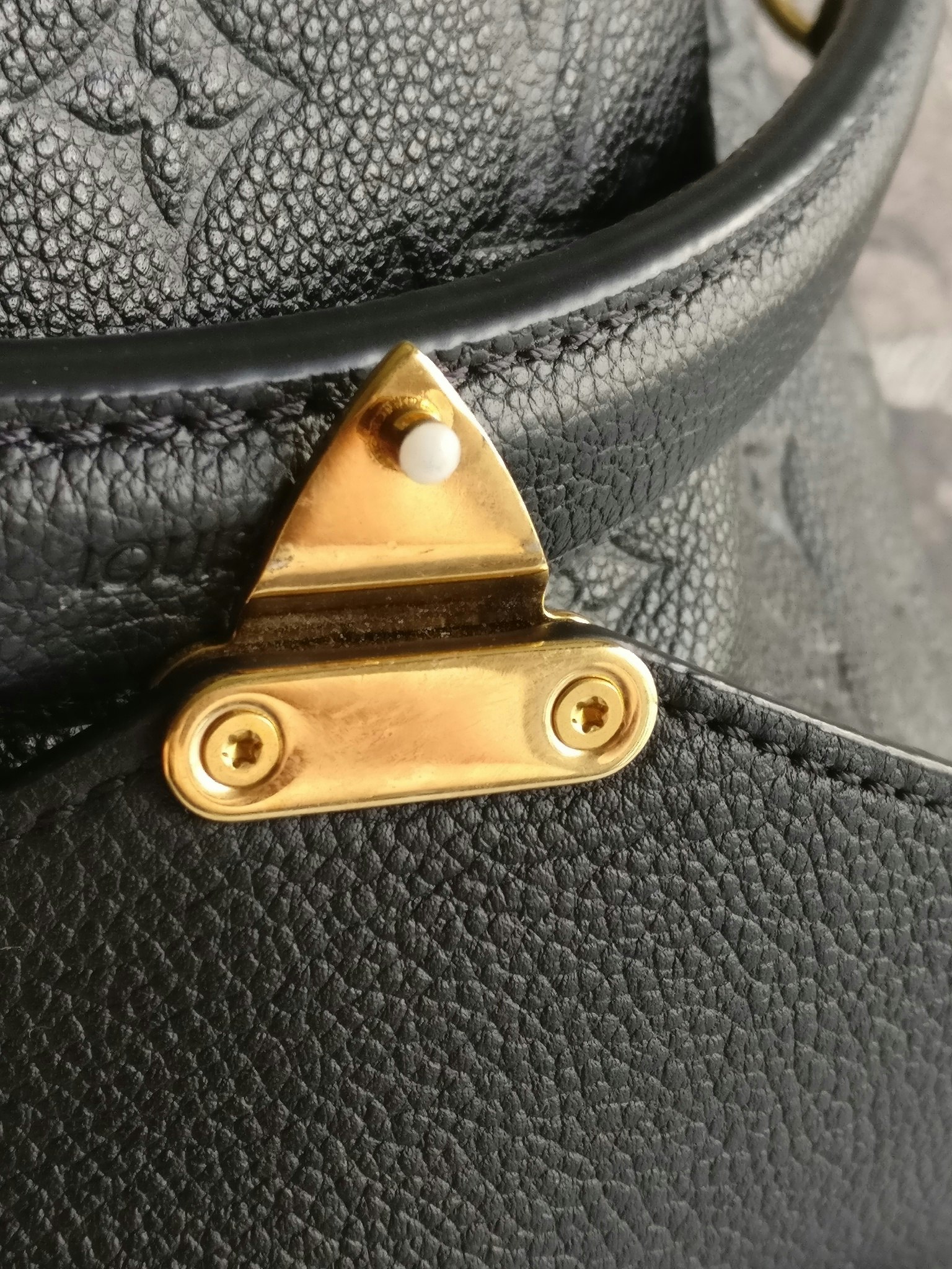 Louis Vuitton Metis Hobo