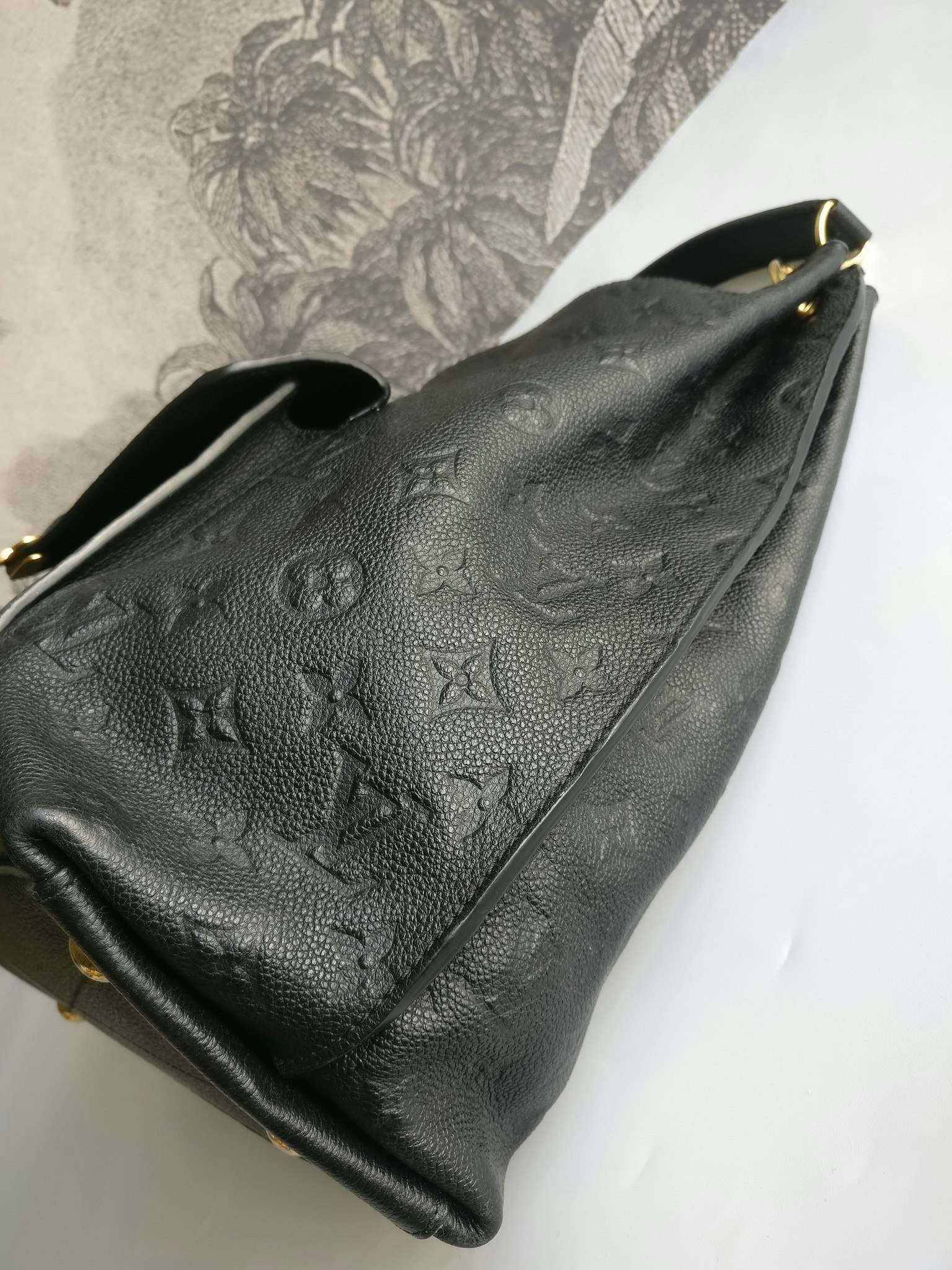 Louis Vuitton Metis Hobo