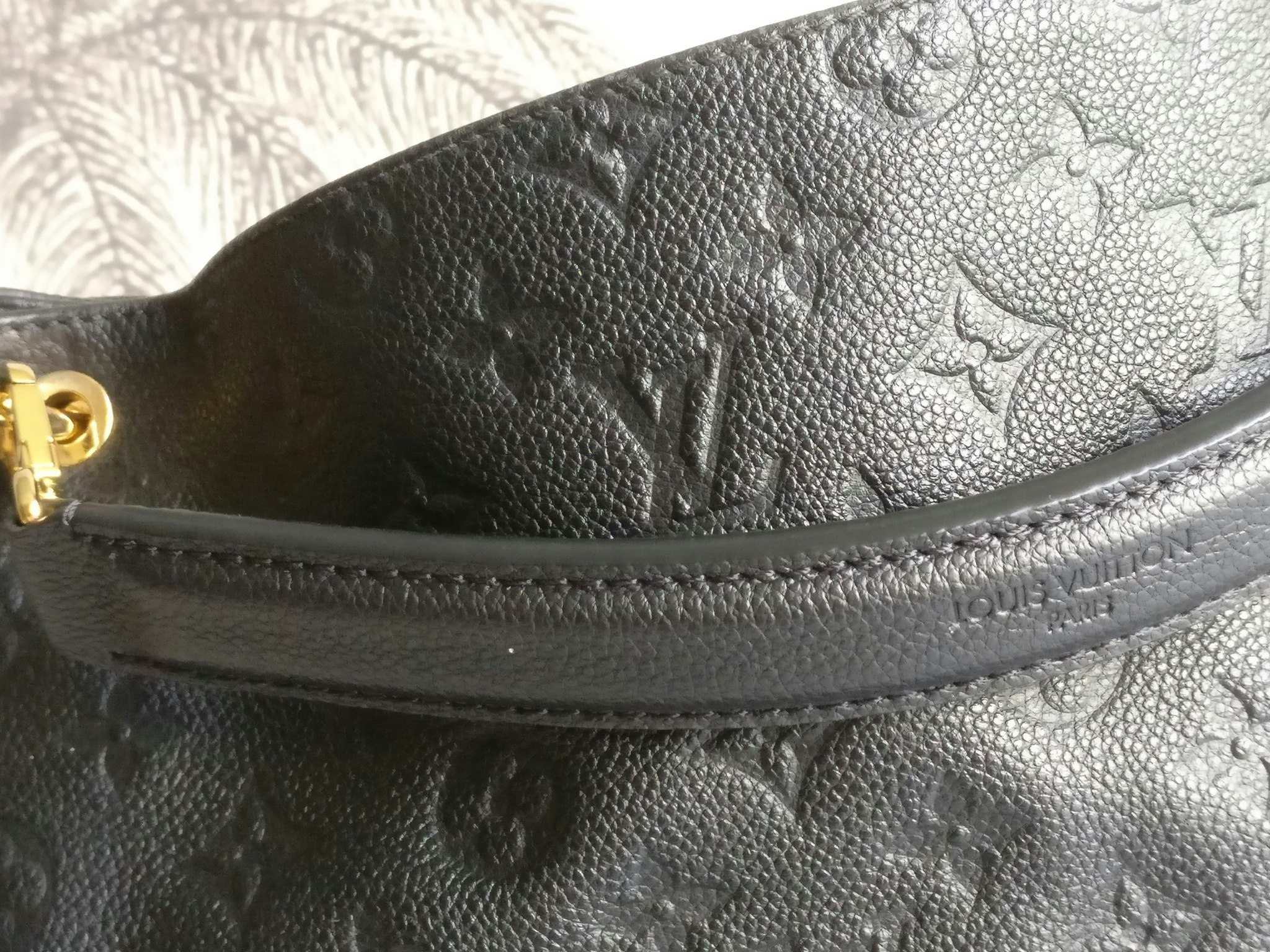 Louis Vuitton Metis Hobo