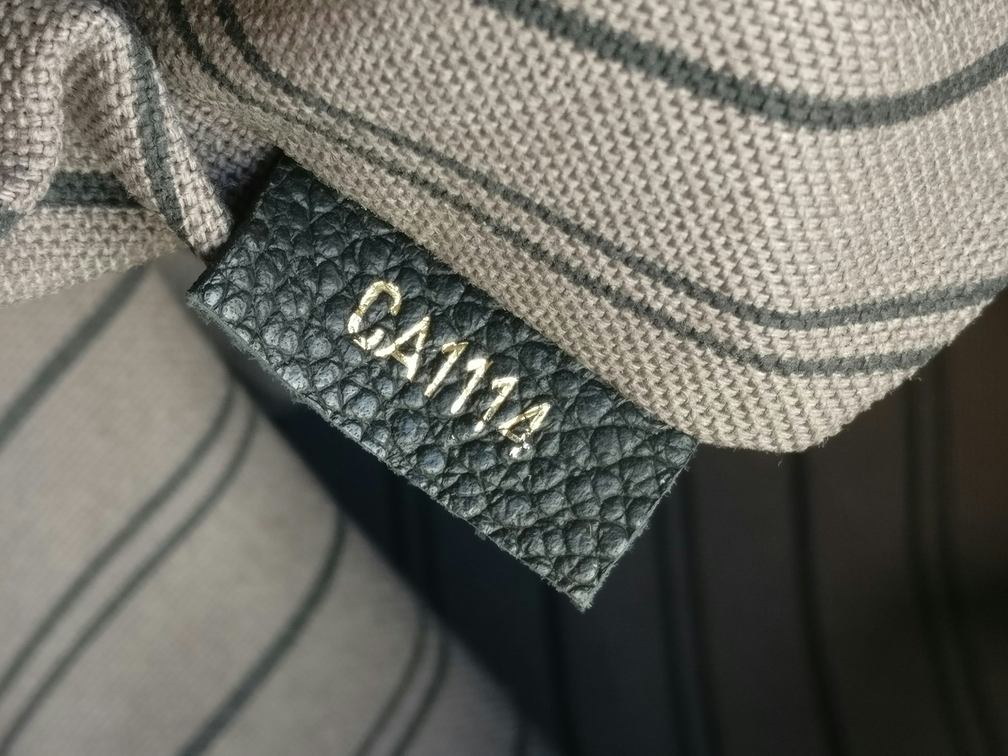 Louis Vuitton Metis Hobo
