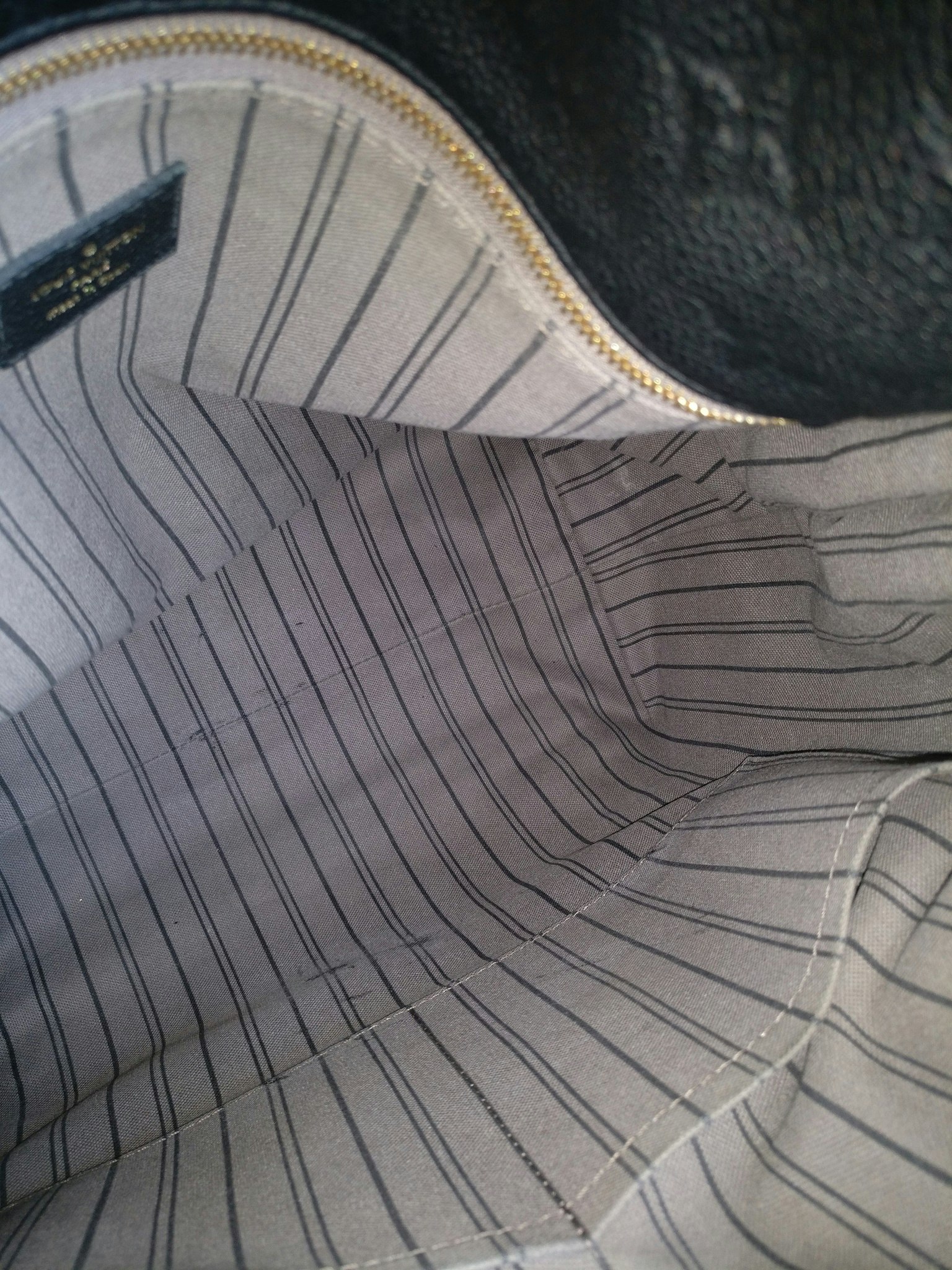 Louis Vuitton Metis Hobo