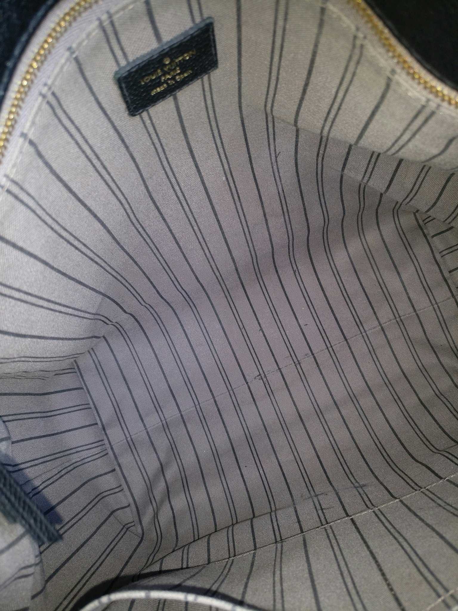 Louis Vuitton Metis Hobo