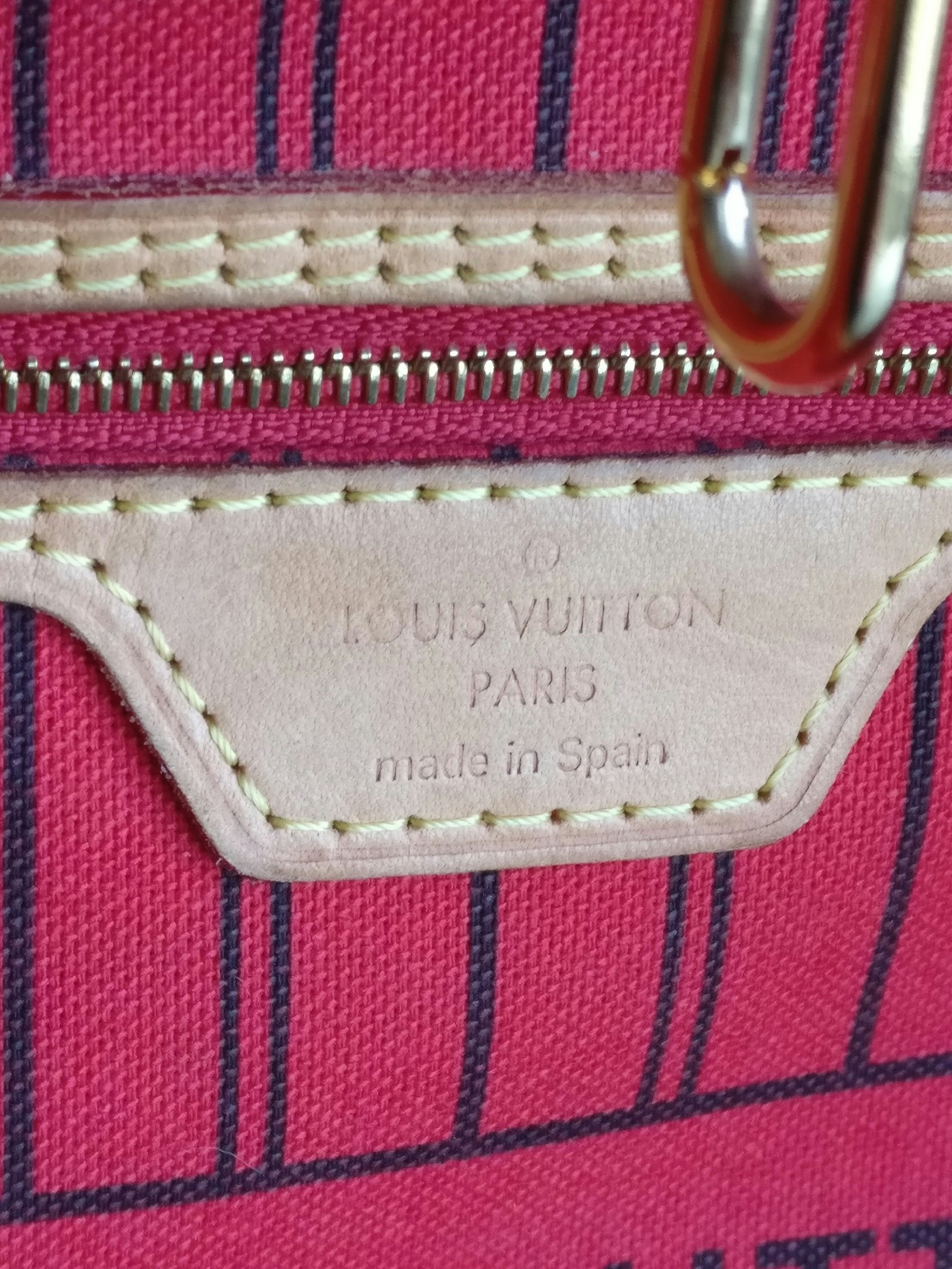 Louis Vuitton Neverfull MM